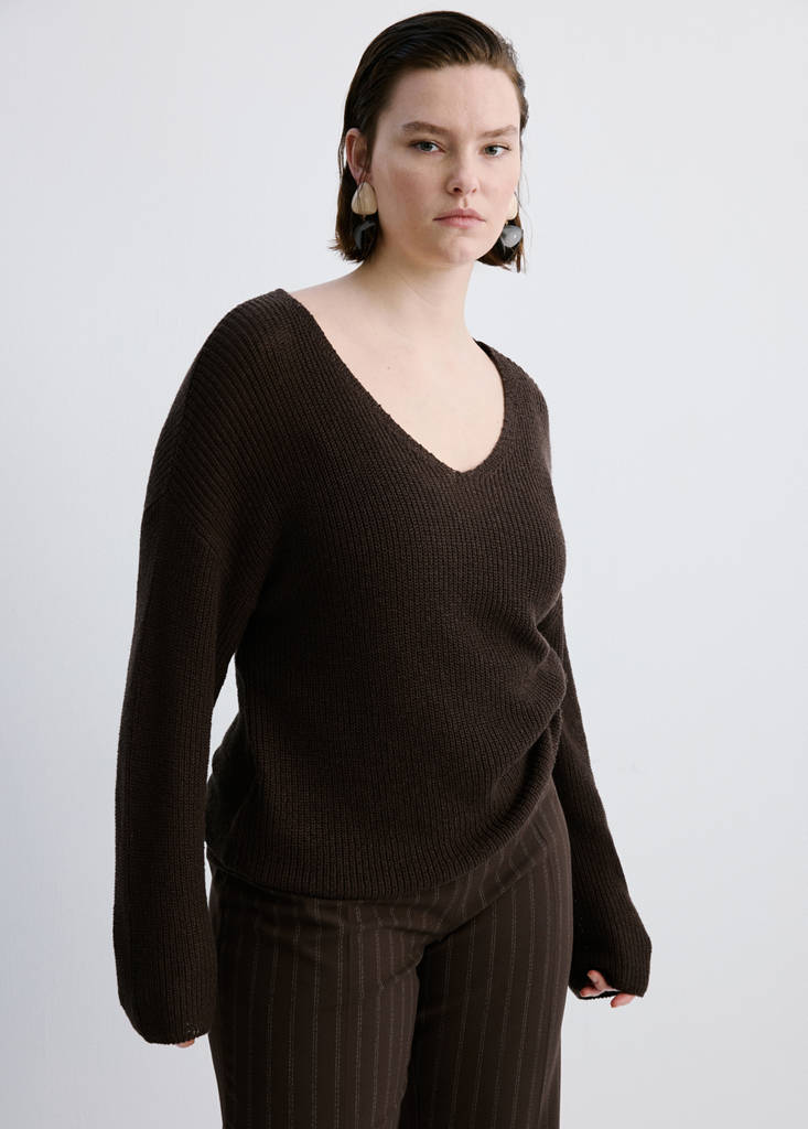 V-neck openwork knitted sweater — Chocolate