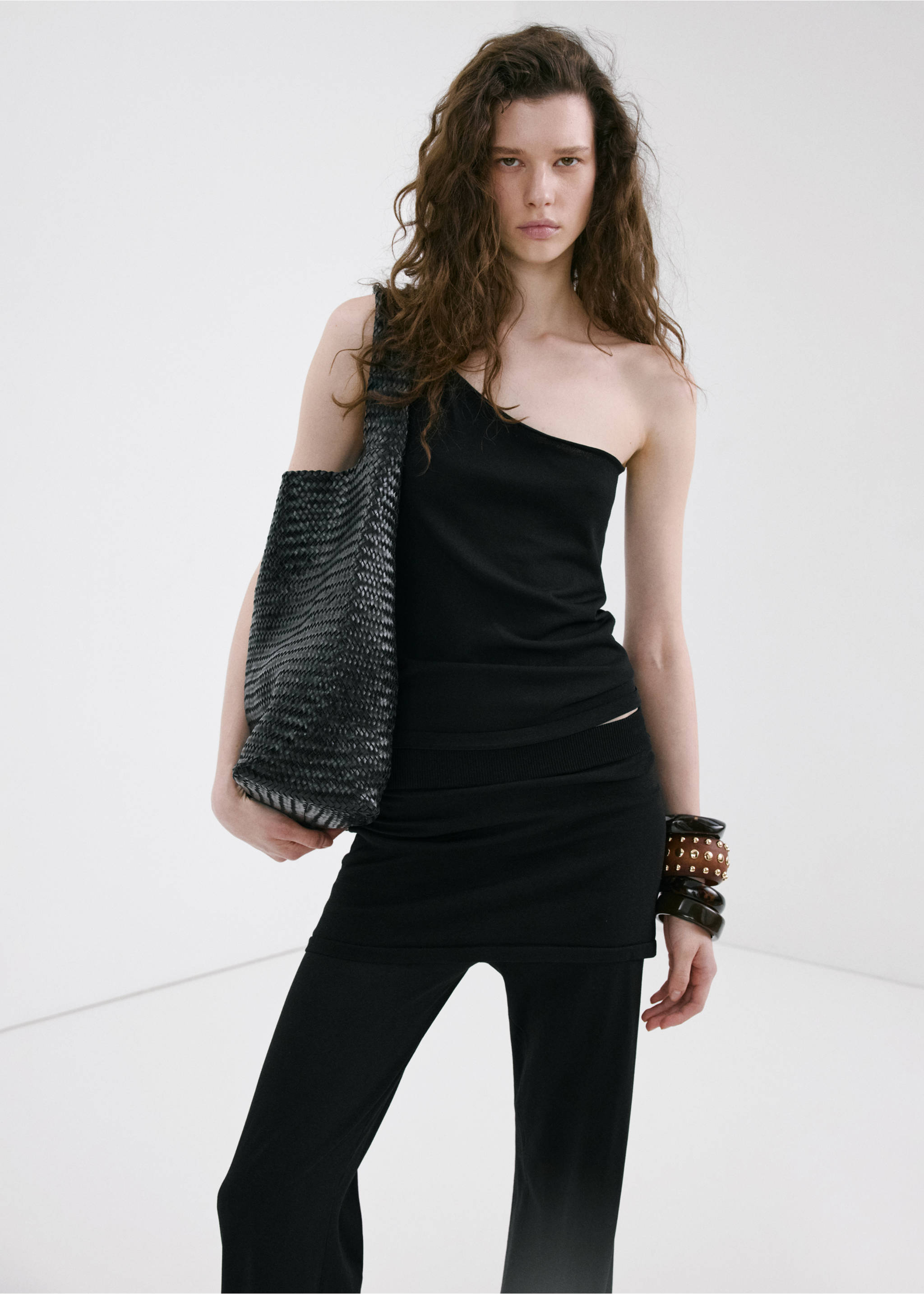 Combined knit trousers - Details of the article 1, Black. Ref: 27097139-00.