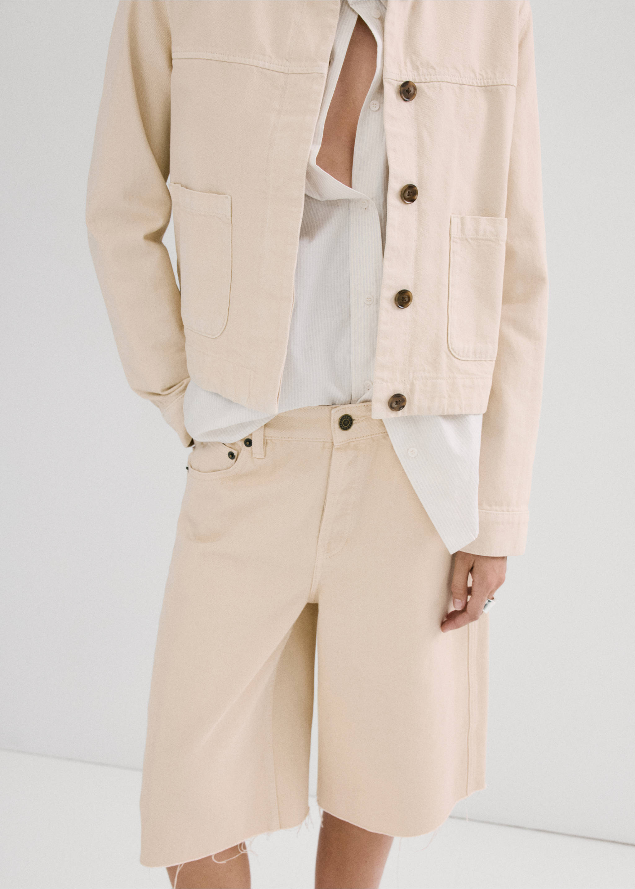 Low-rise denim bermuda shorts - Medium plane, Vanilla. Ref: 27097142-00.