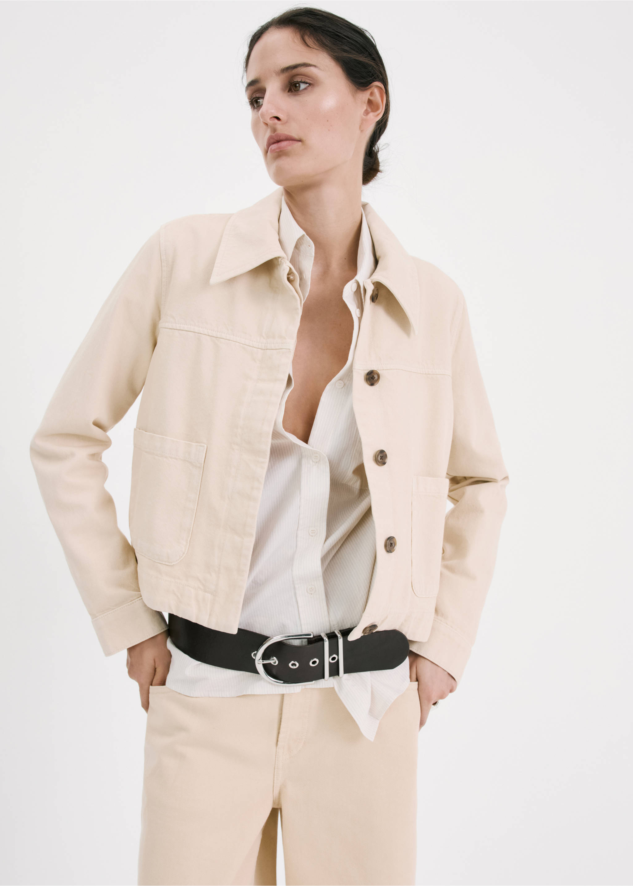 Low-rise denim bermuda shorts - Details of the article 1, Vanilla. Ref: 27097142-00.