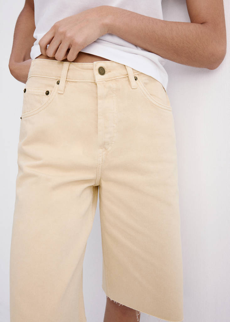 Low-rise denim bermuda shorts — Vanilla