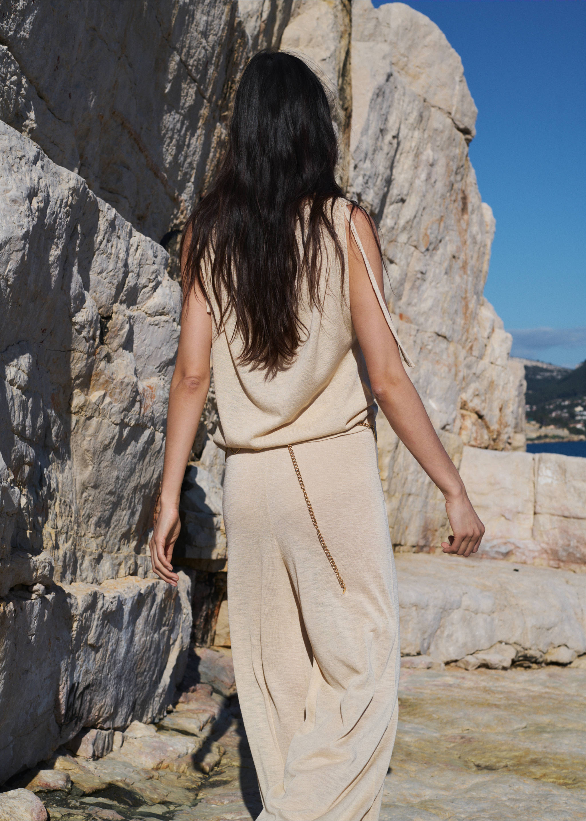 Fine knit trousers with knot detail - Reverse of the article, Ecru. Ref: 27097143-00.