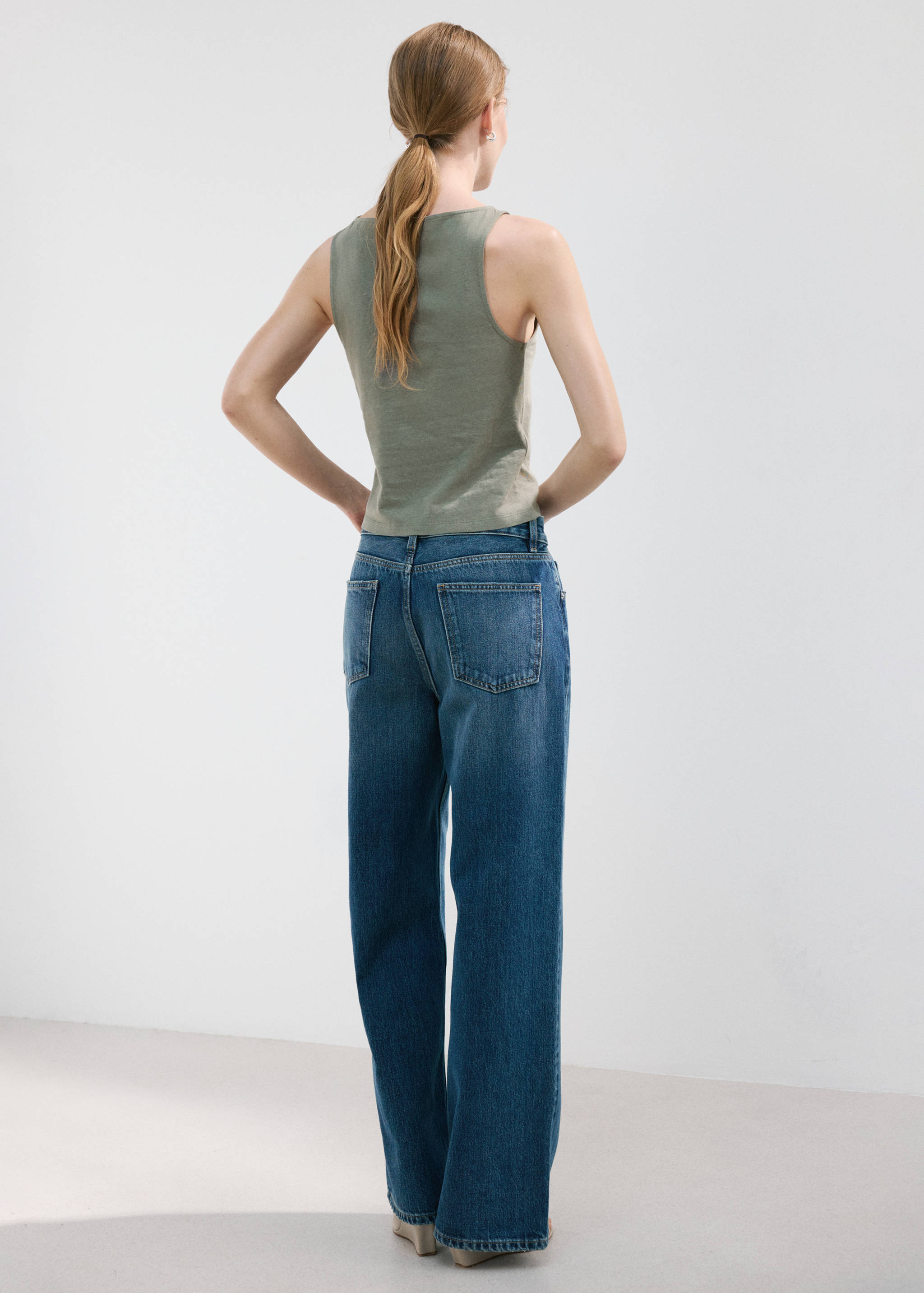 Cotton gilet with buttons - Reverse of the article