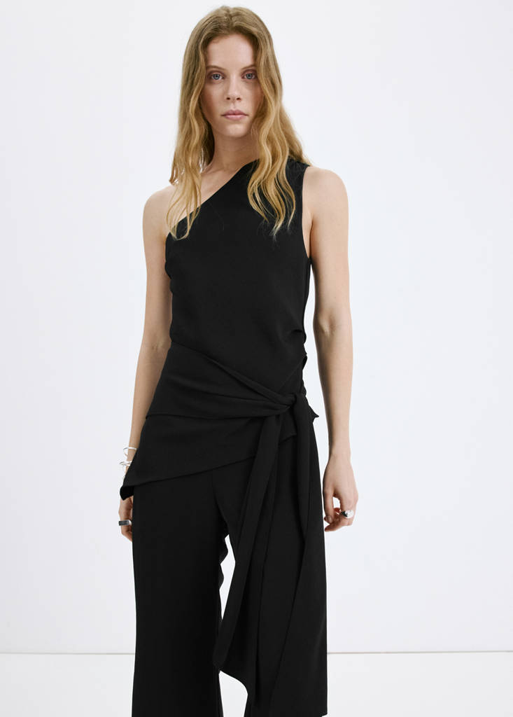 Asymmetrical jumpsuit with bow