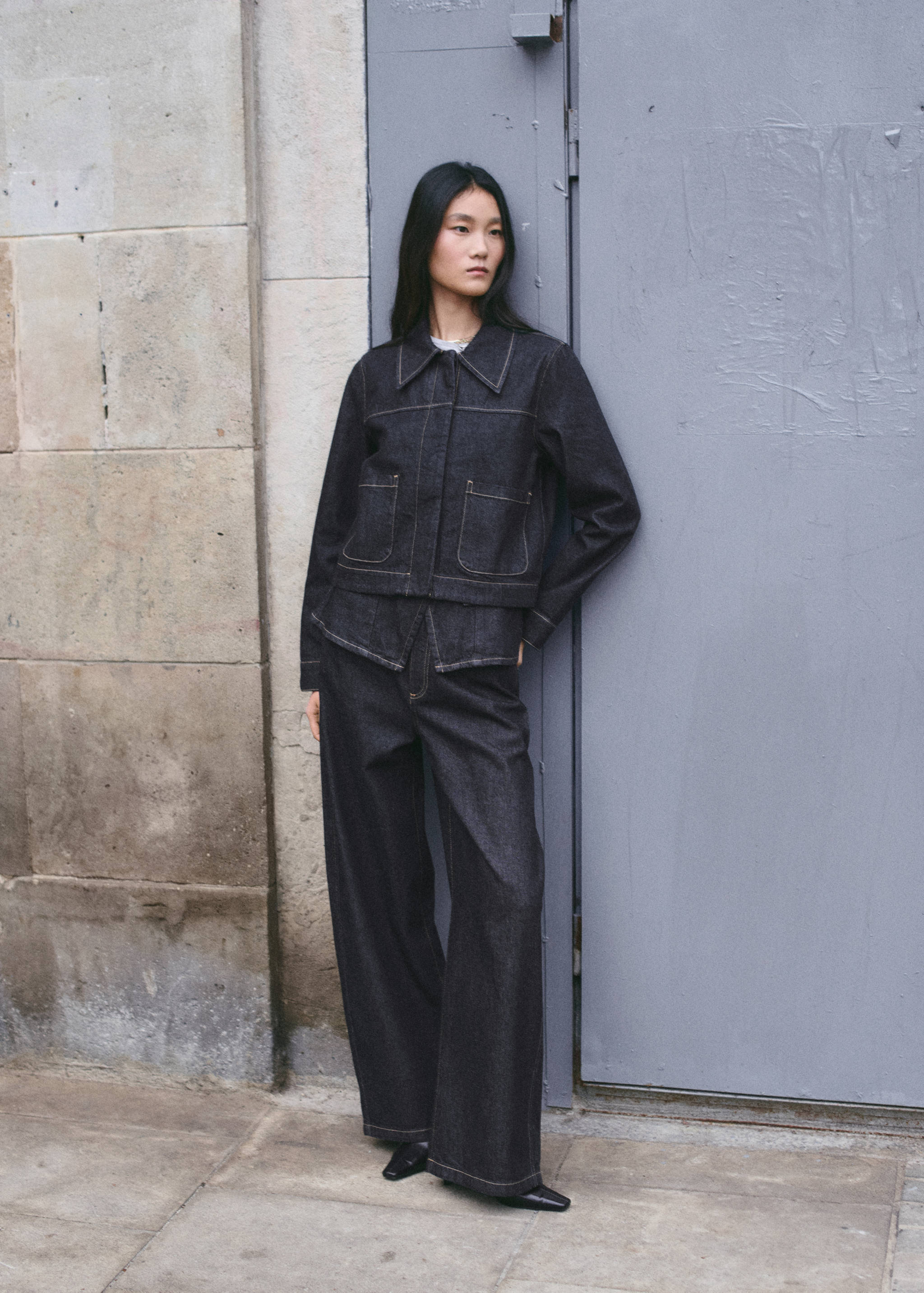 Chaqueta denim bolsillos - Plano general