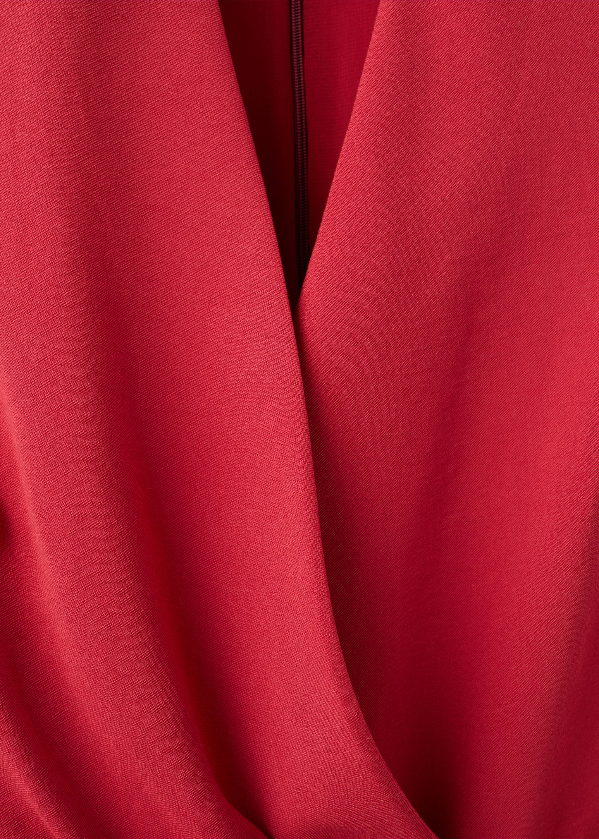 Belt long jumpsuit - Details of the article 8, Red. Ref: 27097167-00.