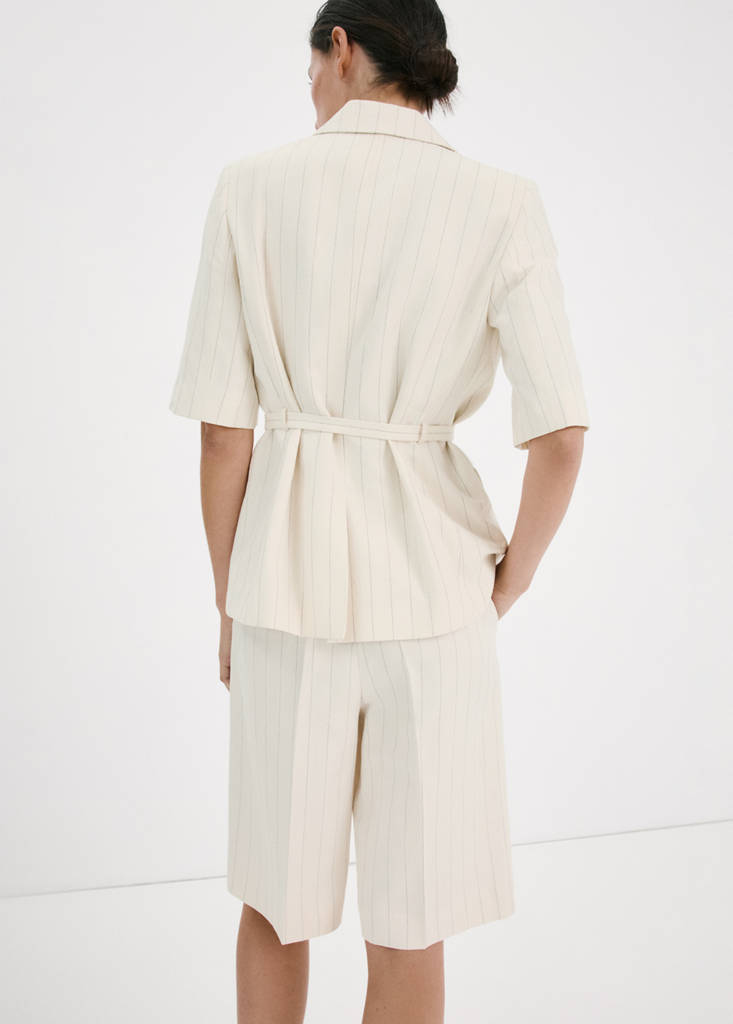 Straight linen Bermuda shorts — Ecru