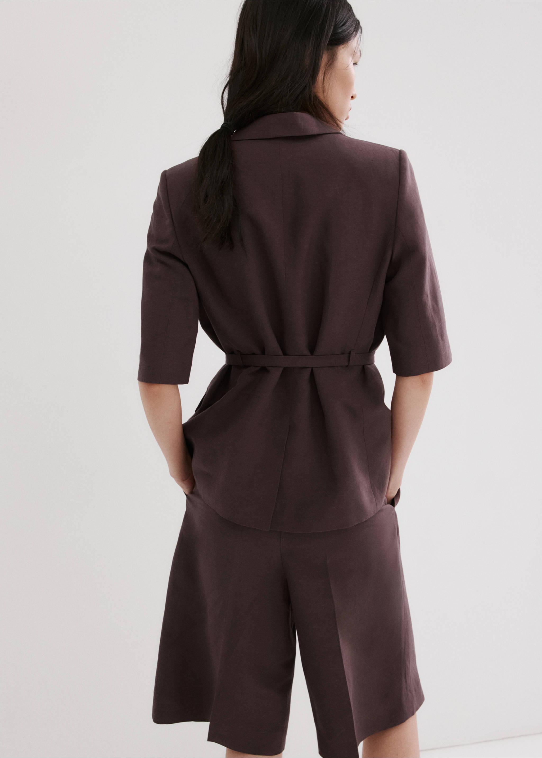 Bermudas lino rectas - Reverso del artículo, Morado. Ref: 27097782-00.