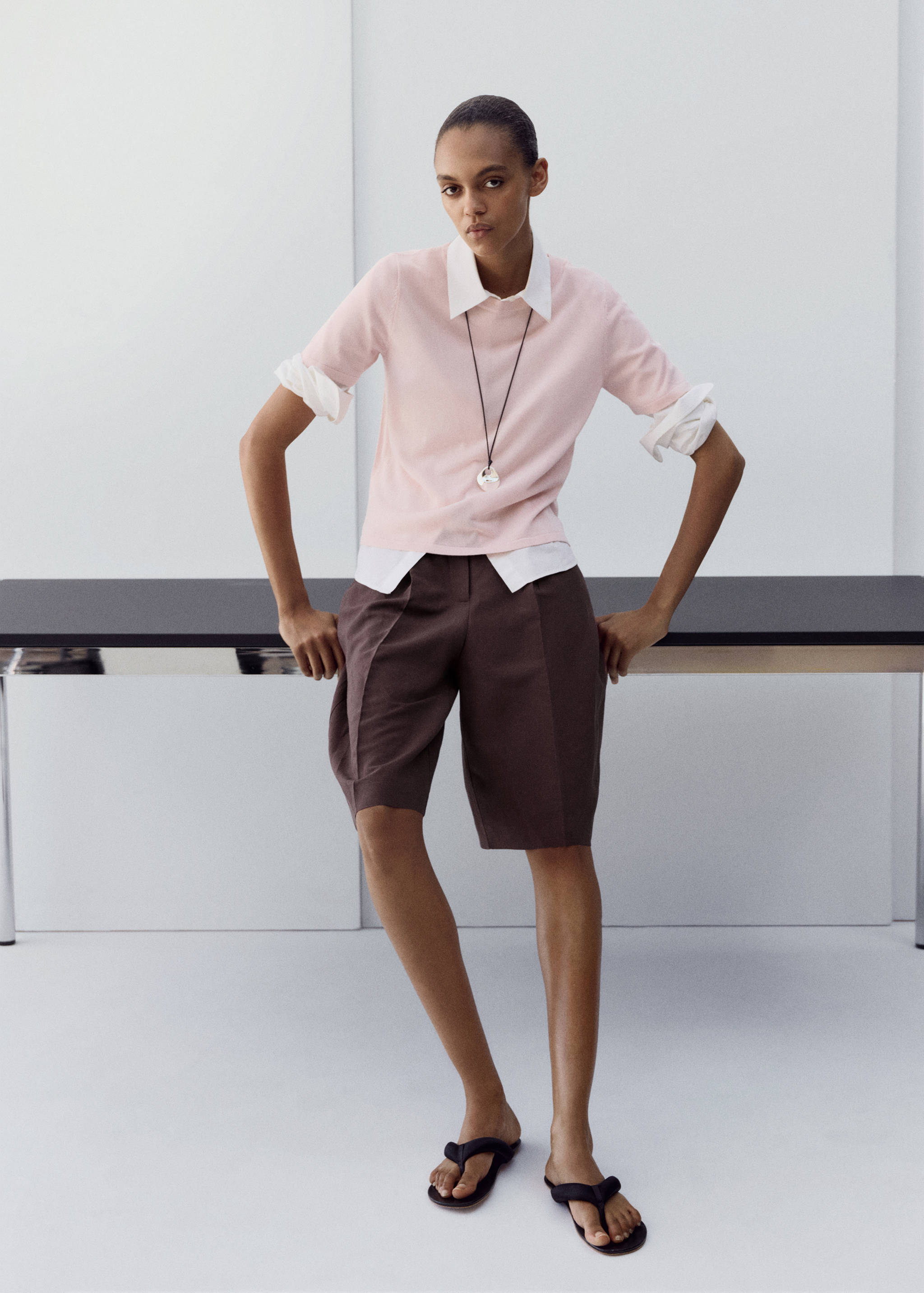 Лляні бермуди прямого крою - Детальніше про товар 2