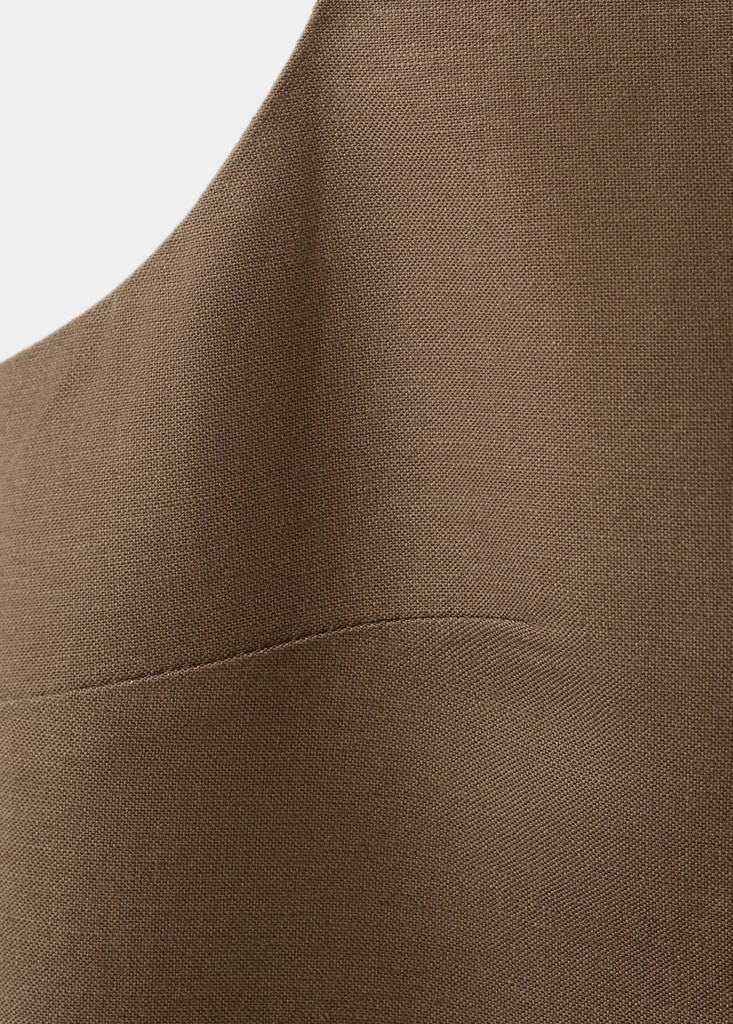 Linen toggle waistcoat — Brown