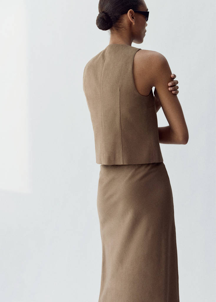 Linen toggle waistcoat — Brown