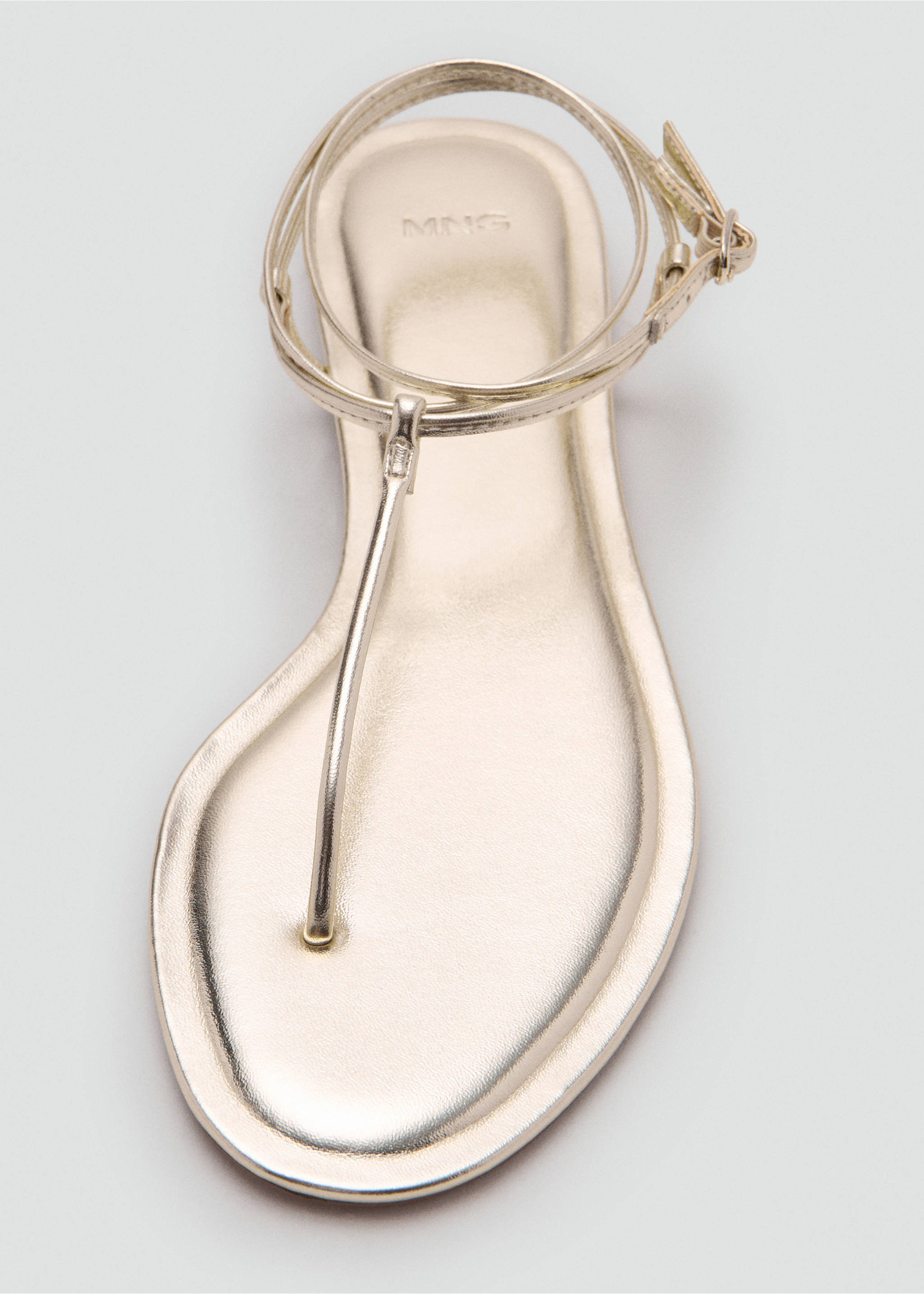 Metallic straps sandals - Details of the article 2, Gold. Ref: 27097784-00.