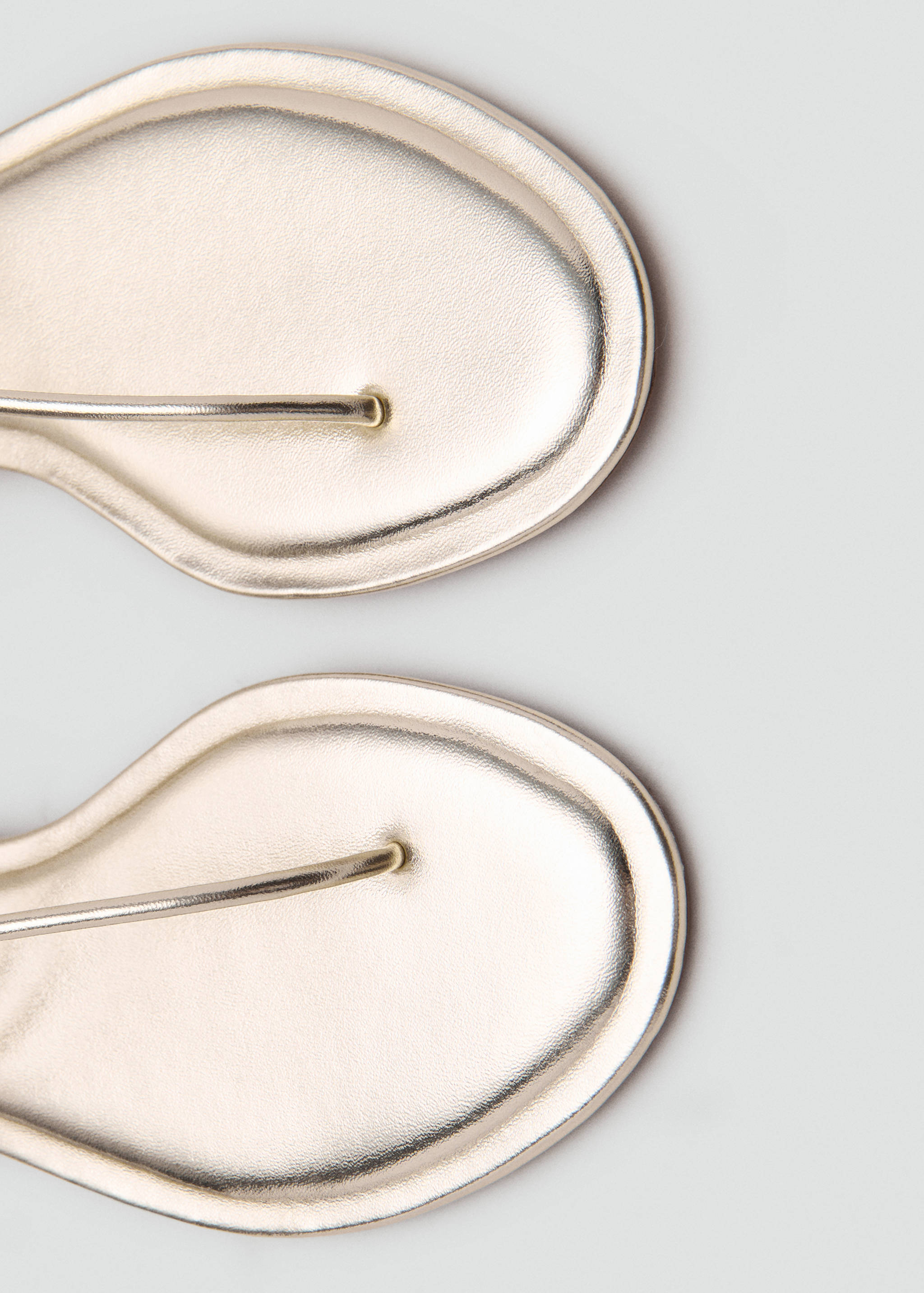 Metallic straps sandals - Details of the article 3