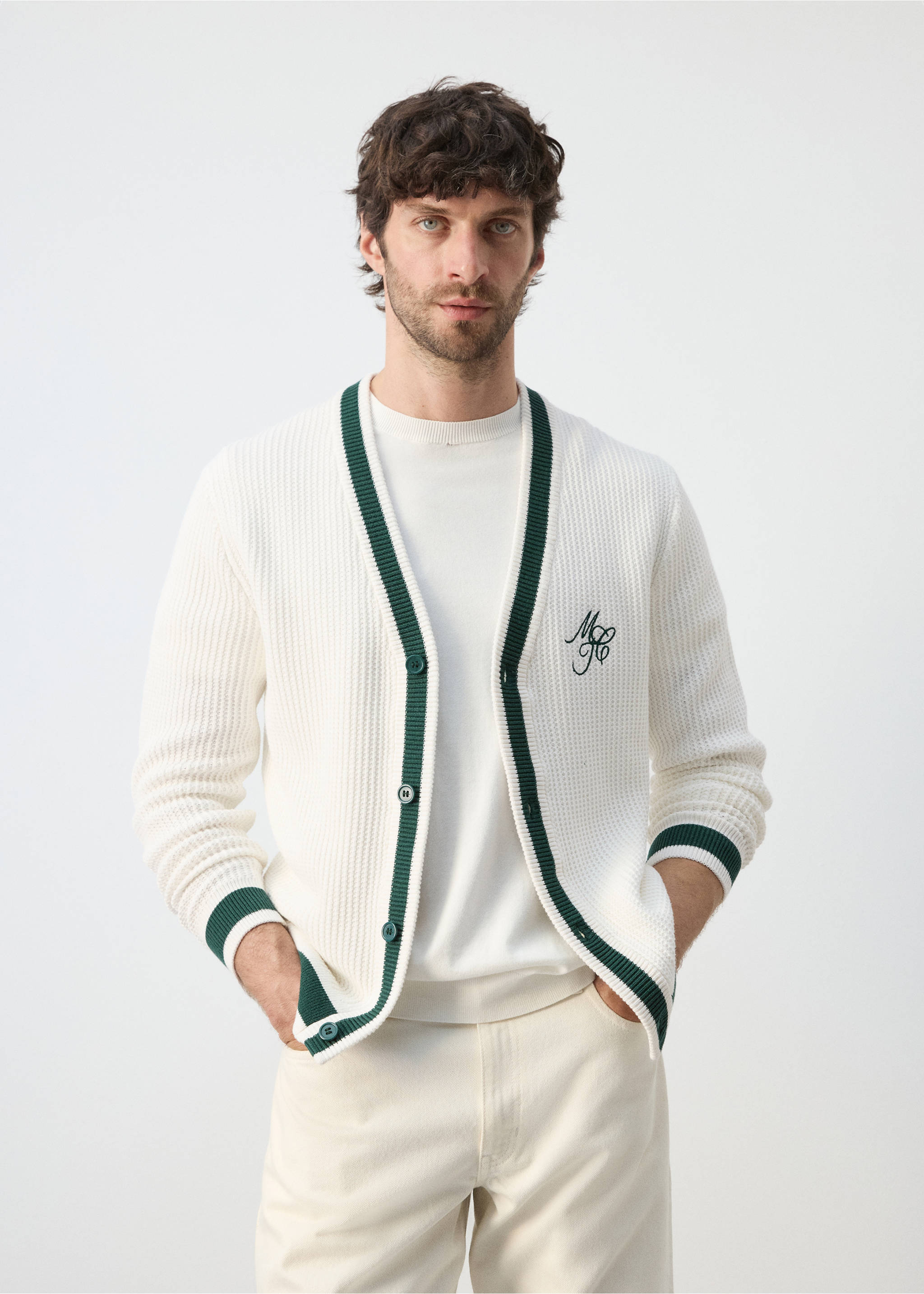 Cardigan punto detalle bordado - Plano medio, Blanco roto. Ref: 27097789-00.