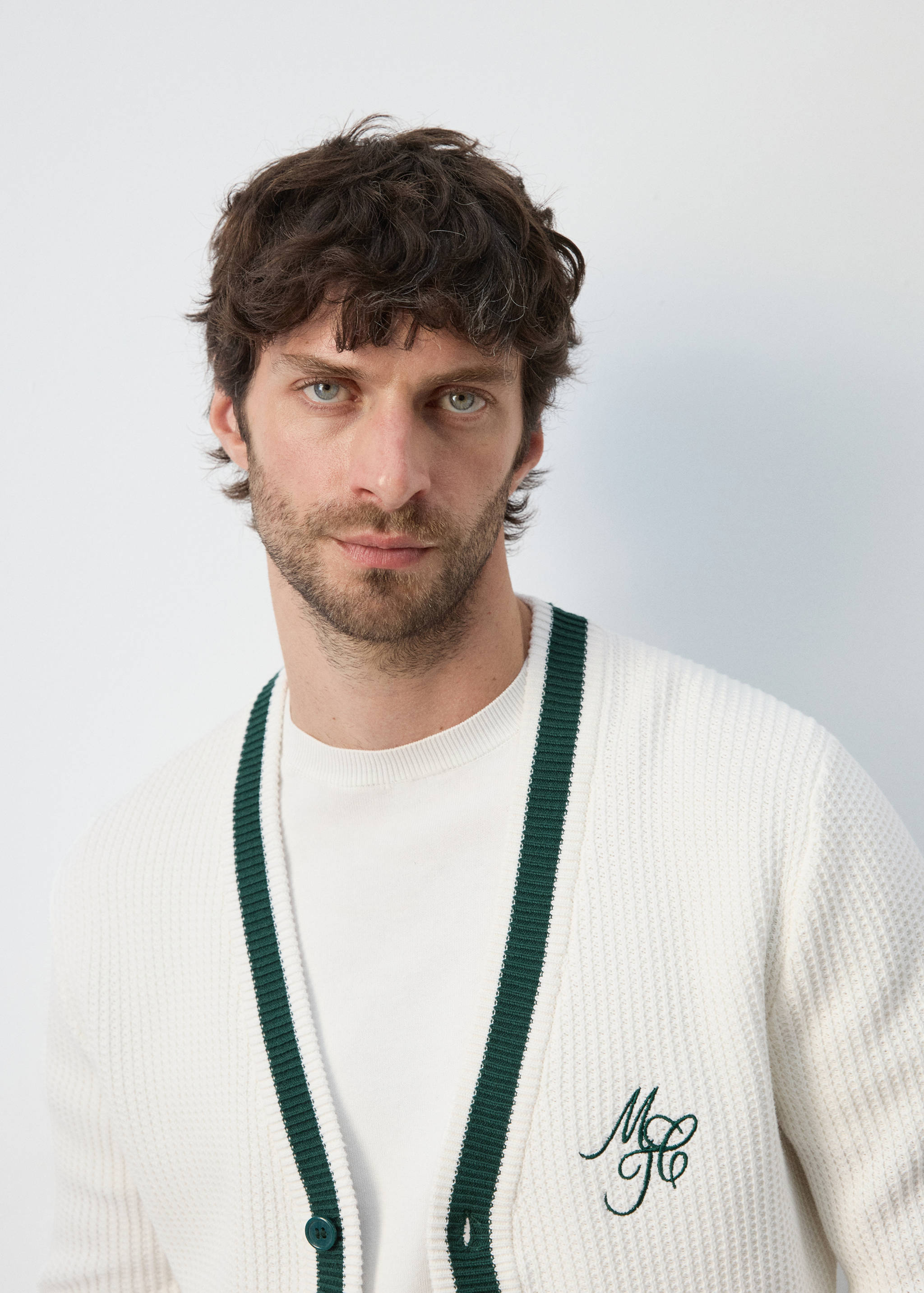 Càrdigan punt detall brodat - Detall de l'article 1