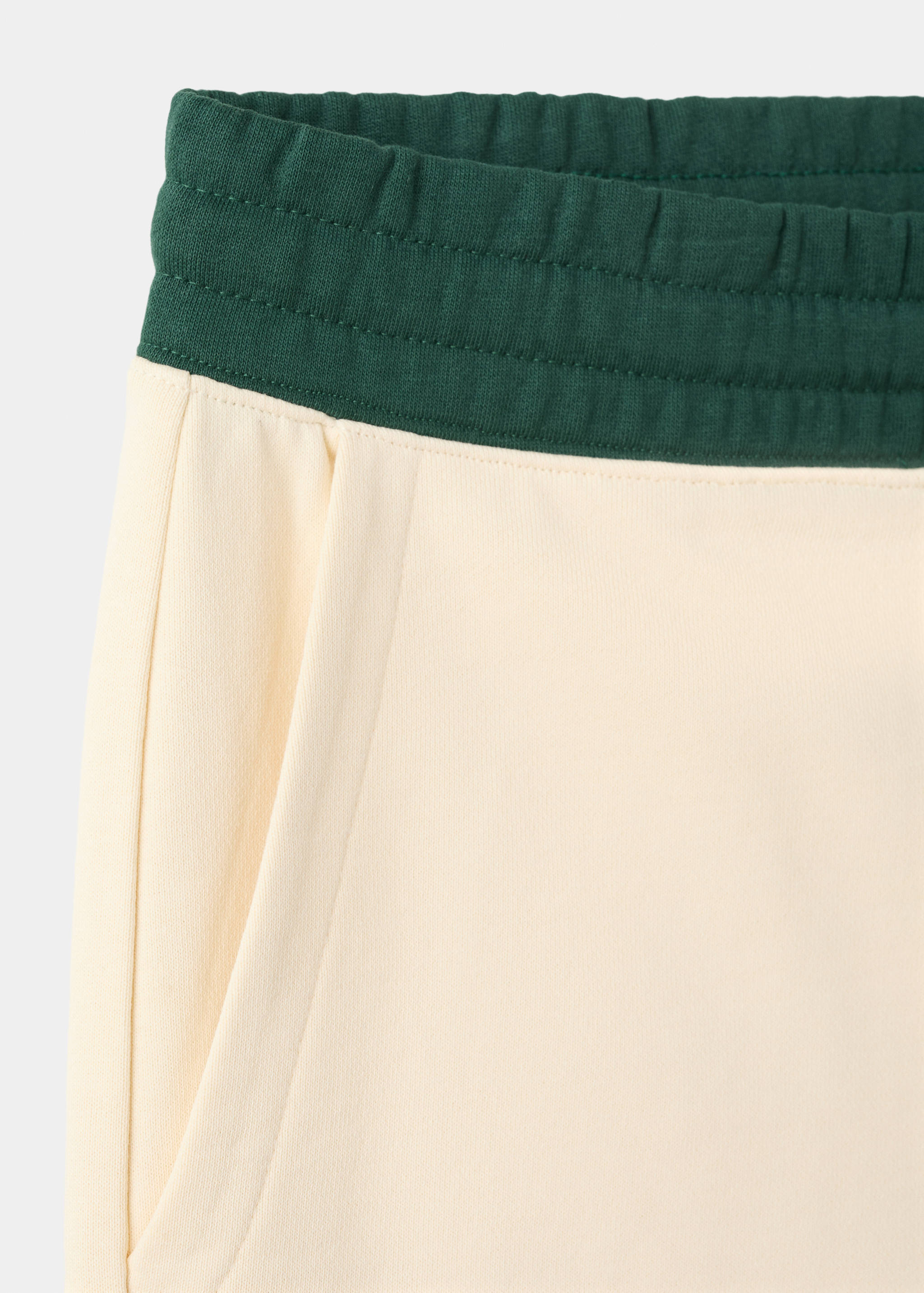 100% cotton jogger Bermuda shorts - Details of the article 0