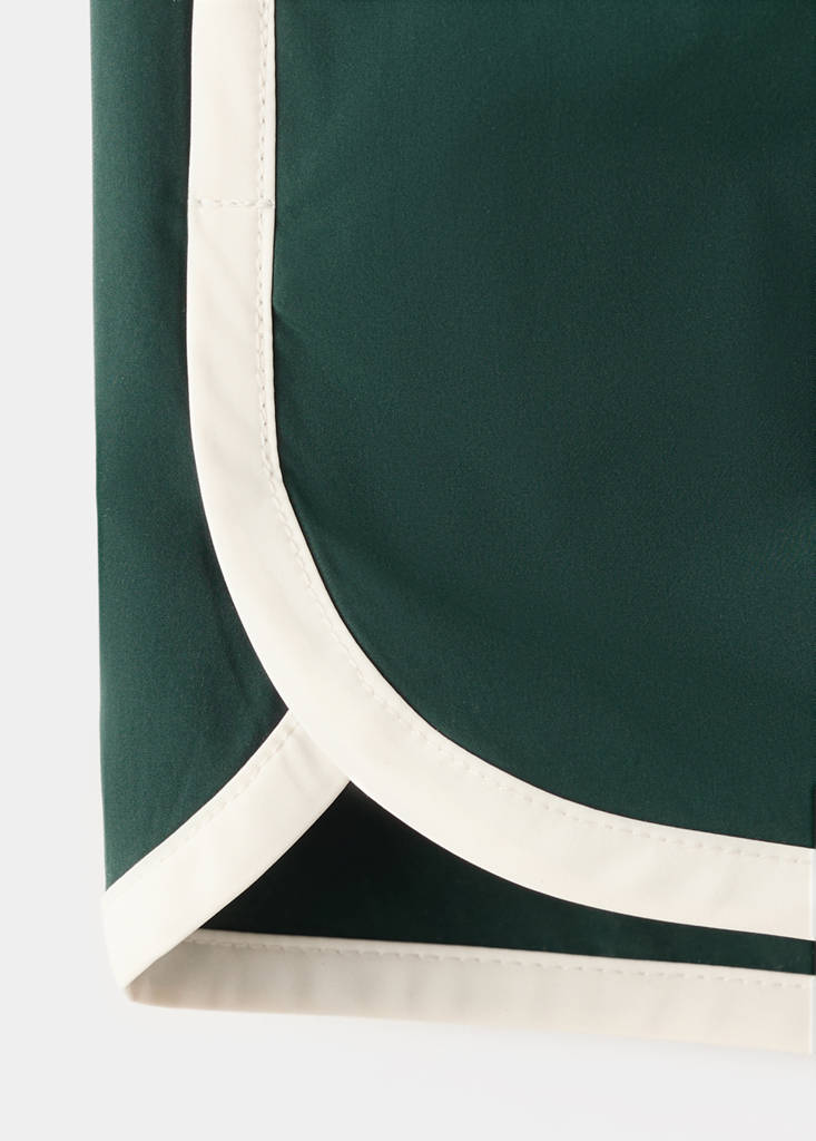 Shorts with contrasting trim — Green