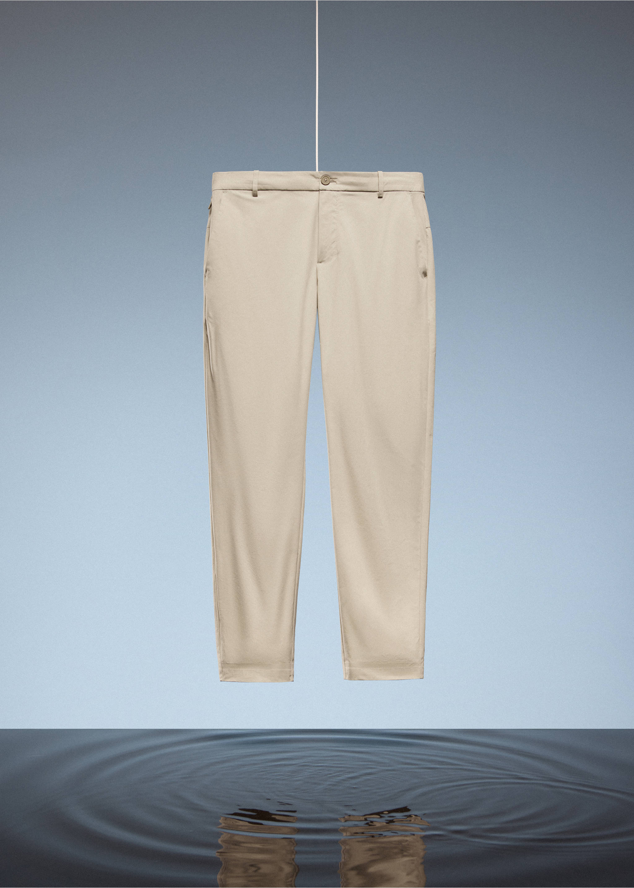 Pantalon slim-fit résistant à l'eau - Détail de l'article 9, Beige. Ref: 27097893-00.