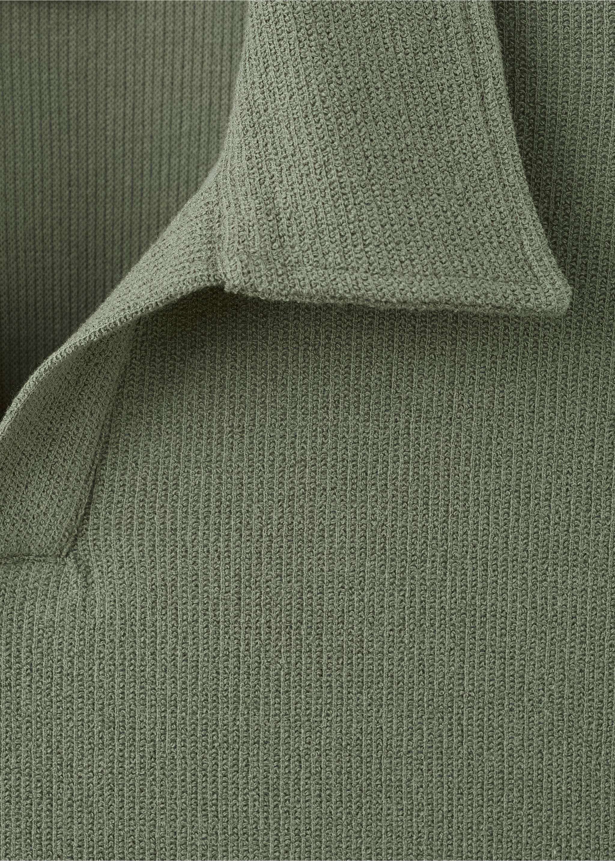 Regular-fit textured polo shirt - Details of the article 0, Forest Green. Ref: 27097895-00.