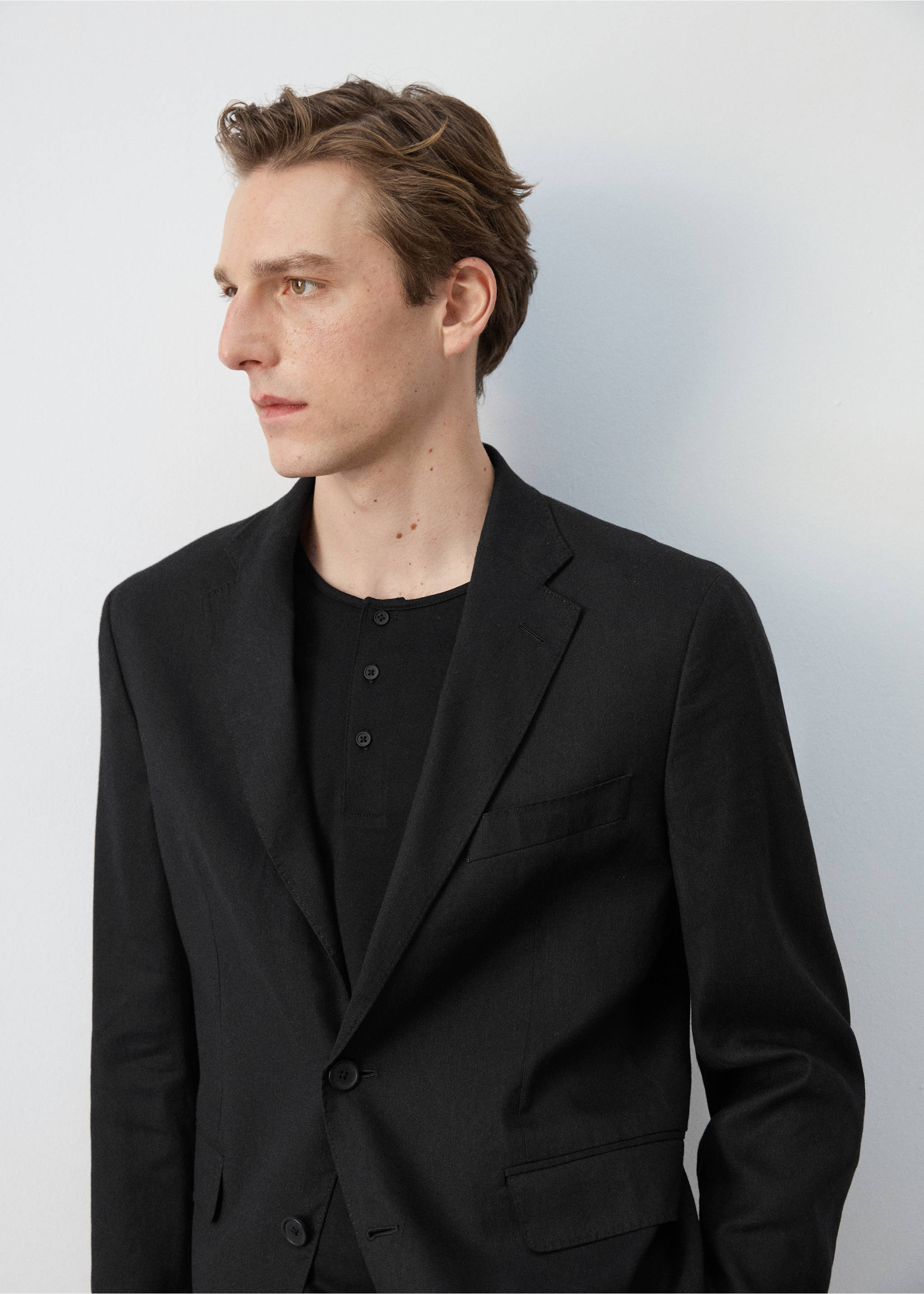 Veste costume slim-fit mélange de lin - Détail de l'article 1, Noir. Ref: 27097910-00.