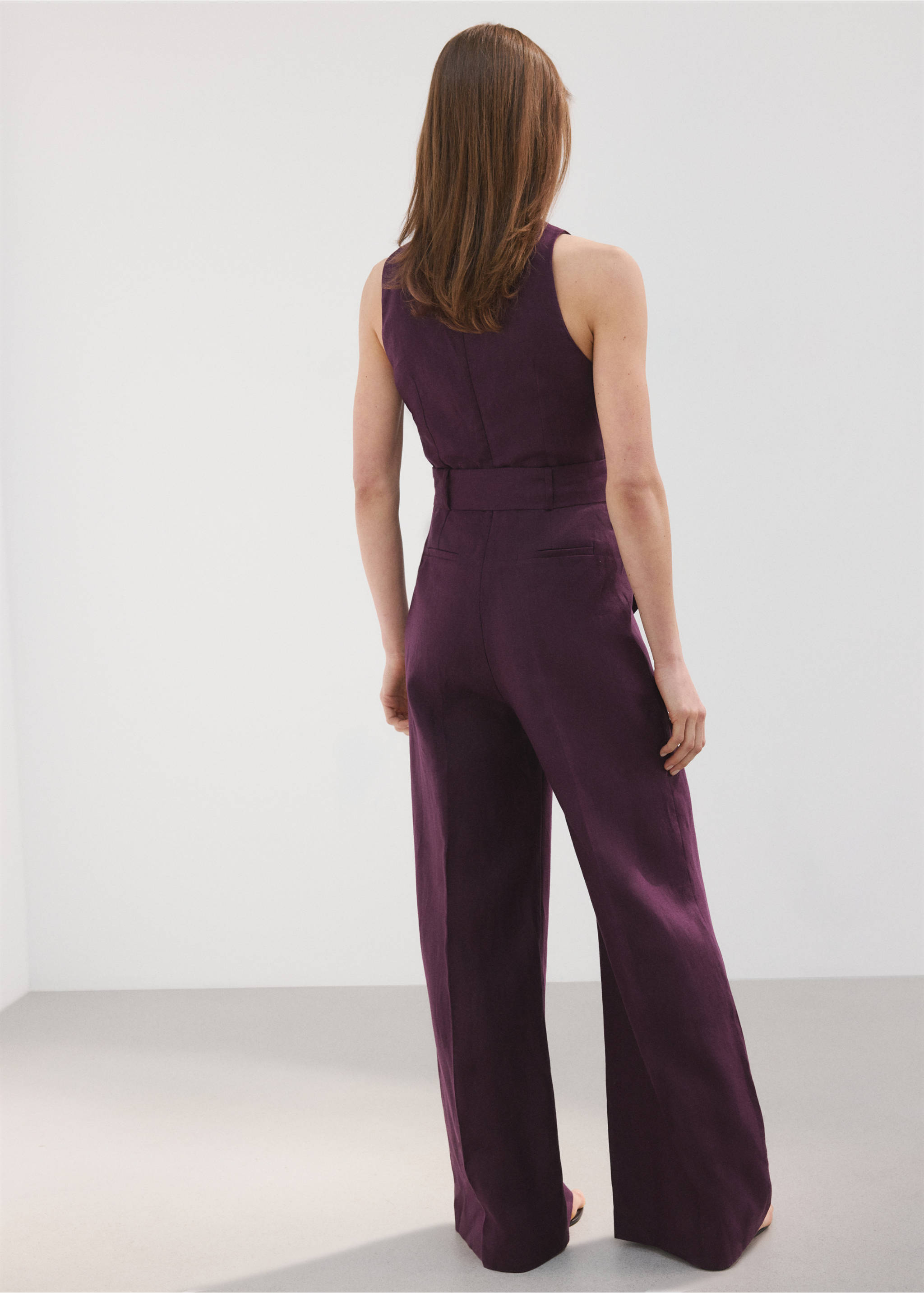 Belt linen jumpsuit - Reverse of the article, Blackberry. Ref: 27097913-00.