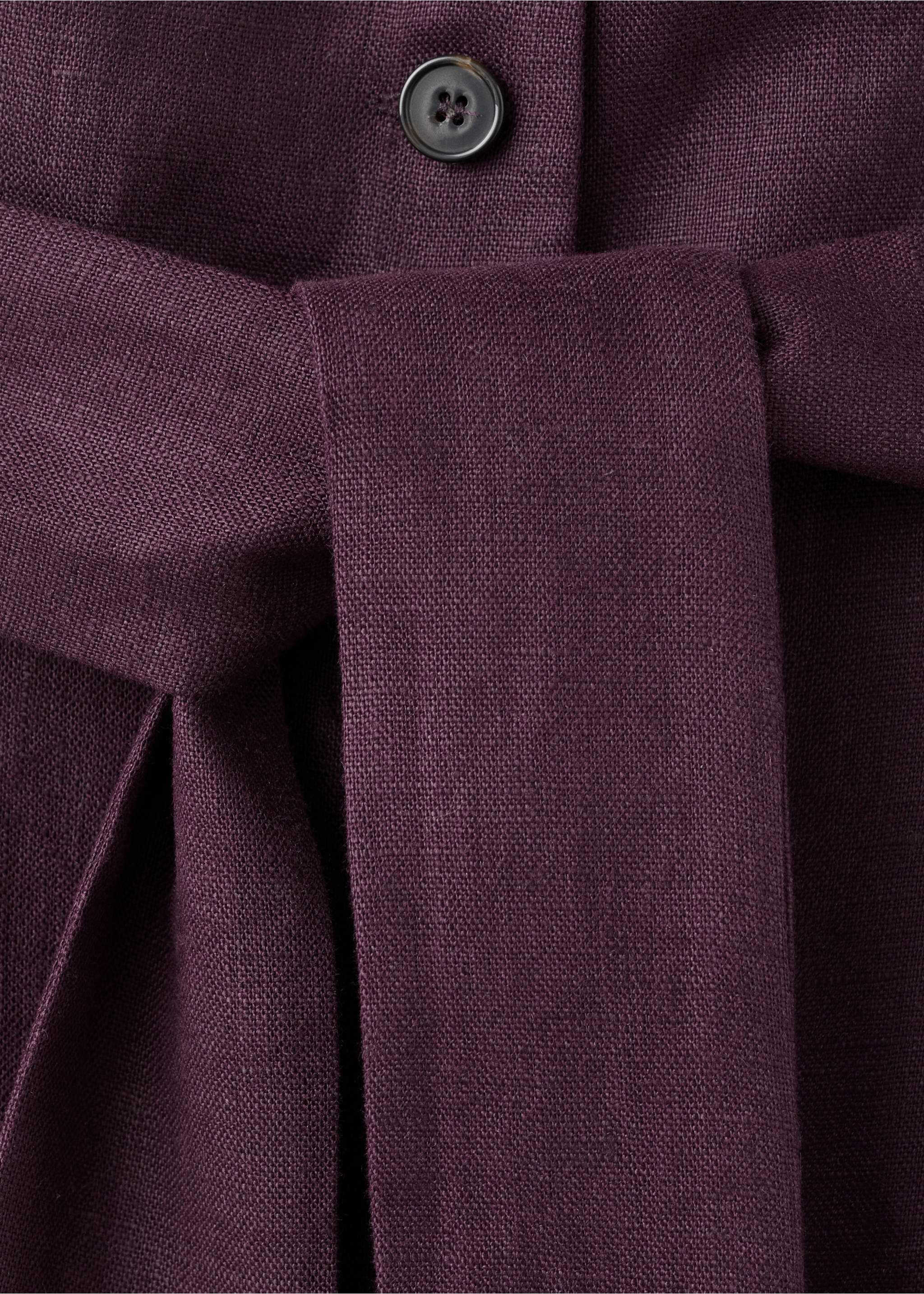 Belt linen jumpsuit - Details of the article 8, Blackberry. Ref: 27097913-00.