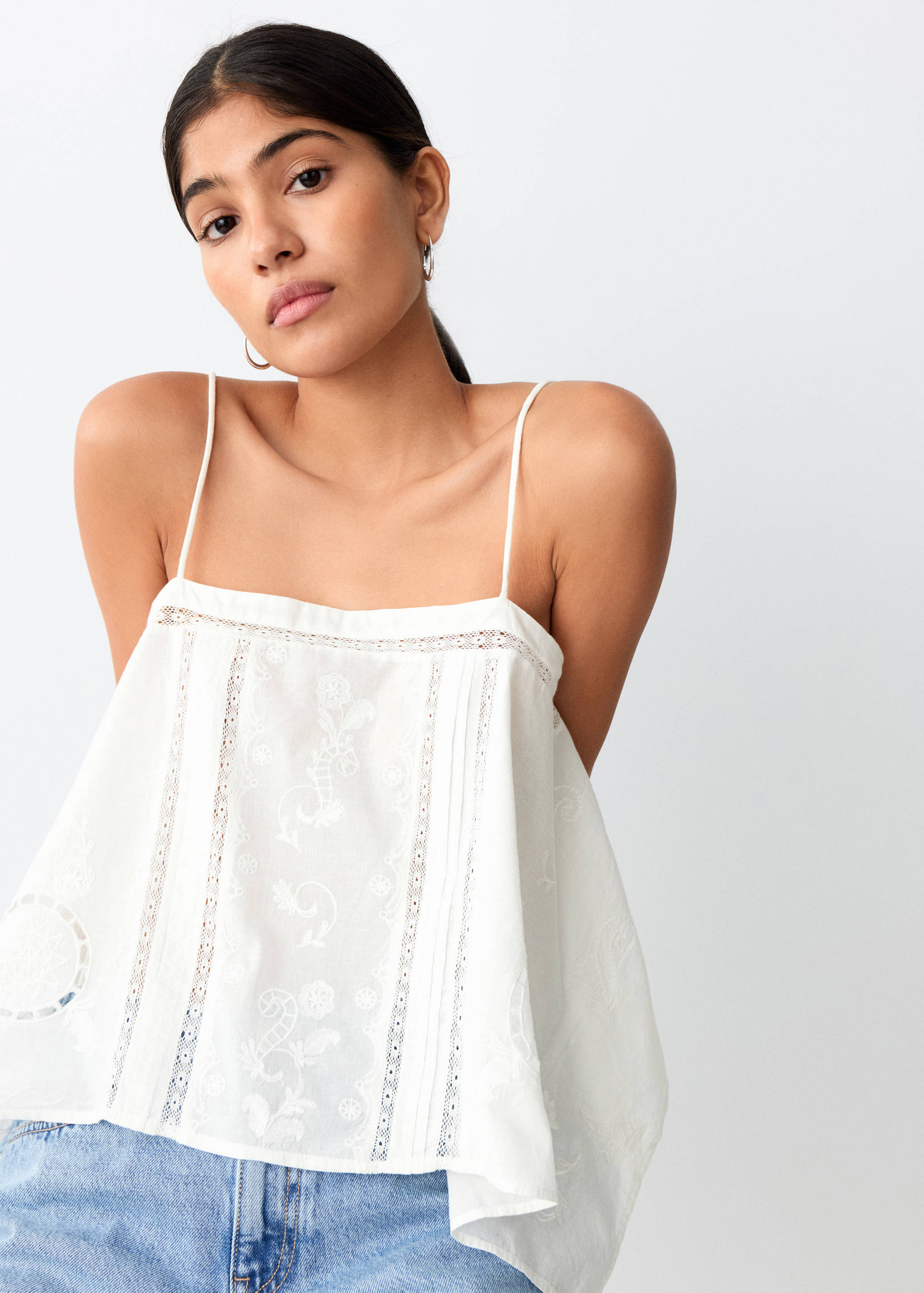 Top bordados calados - Detalle del artículo 2
