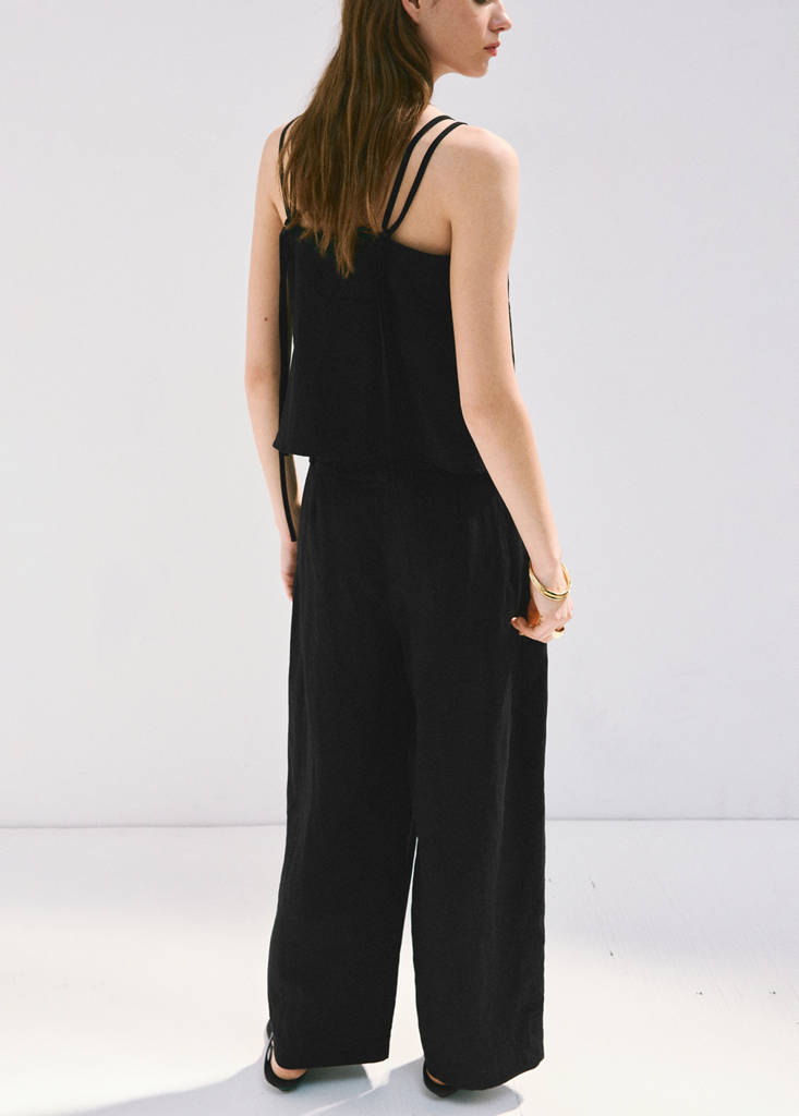 Lyocell trousers with belt — Black