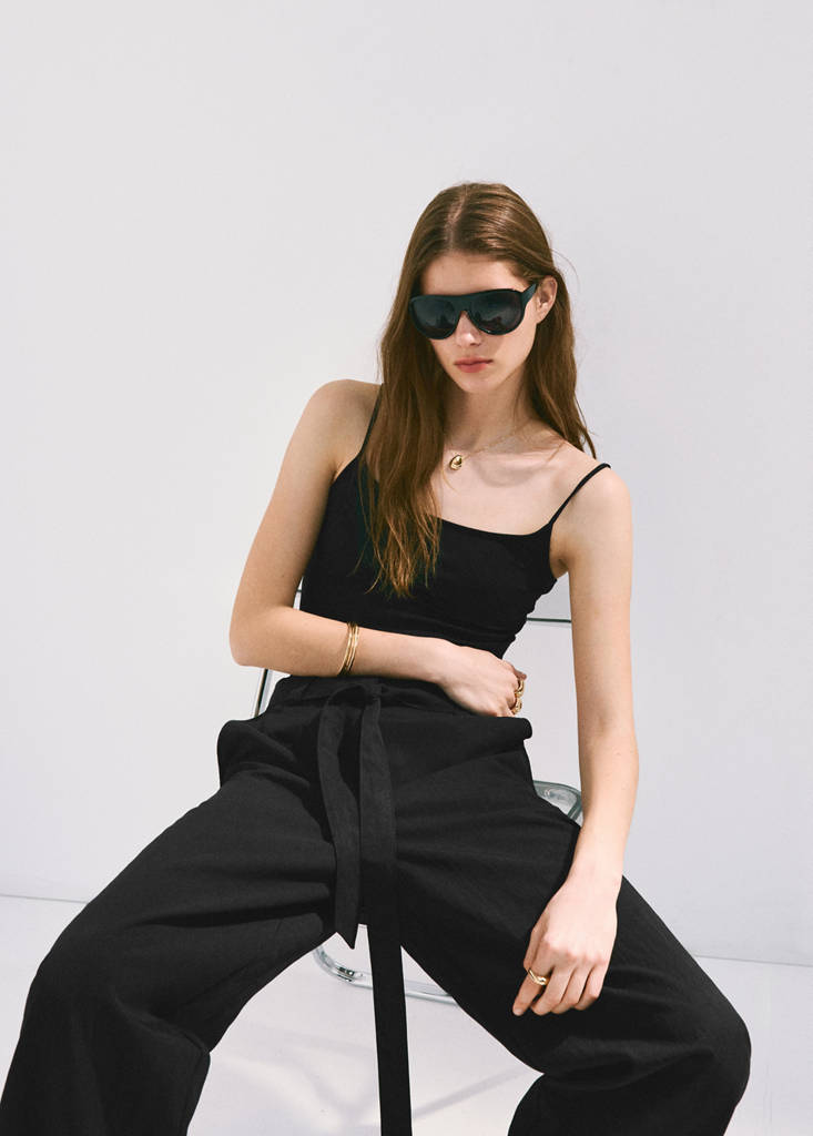 Lyocell trousers with belt — Black