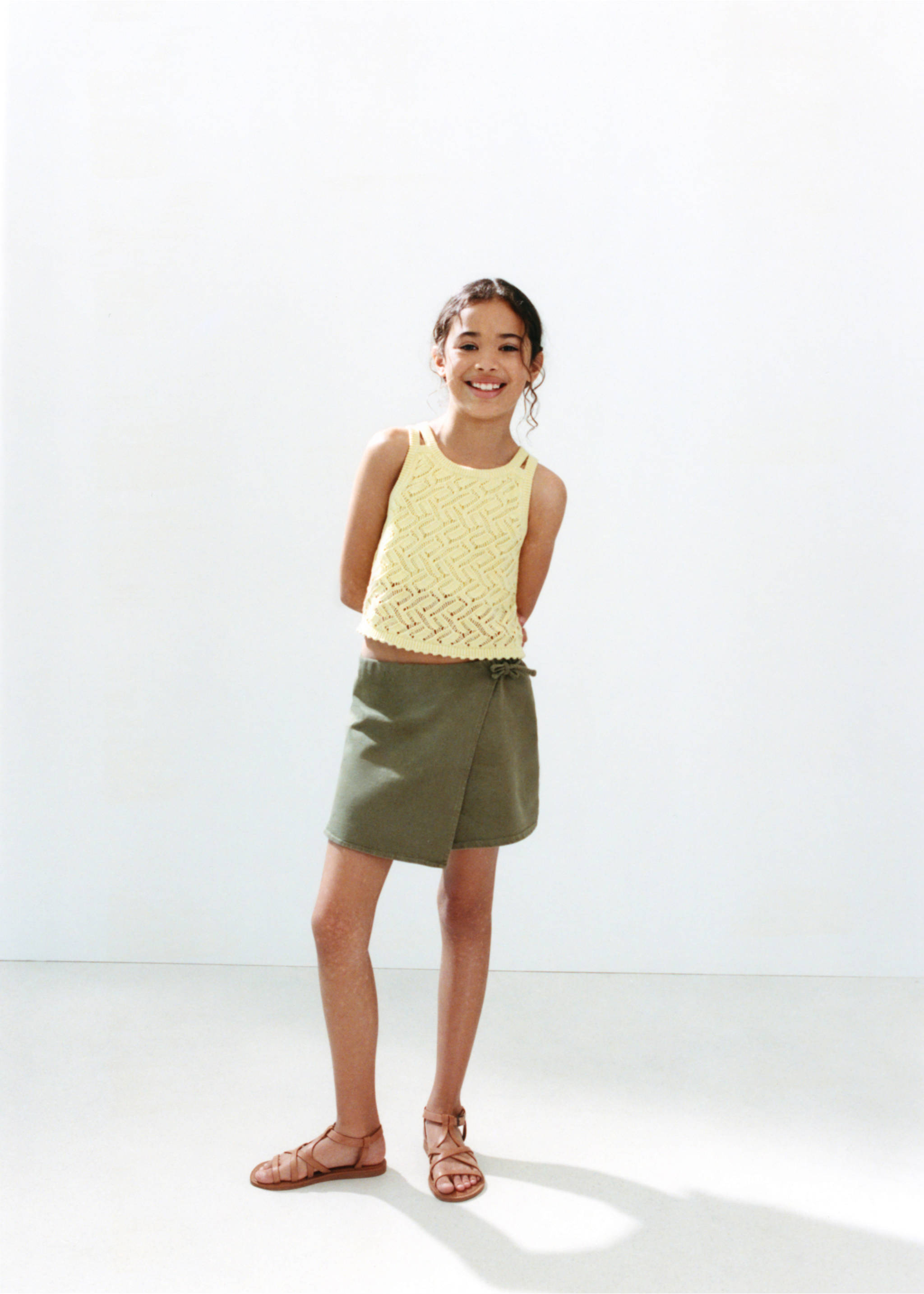 Cotton skort - Details of the article 5, Khaki. Ref: 27097925-00.