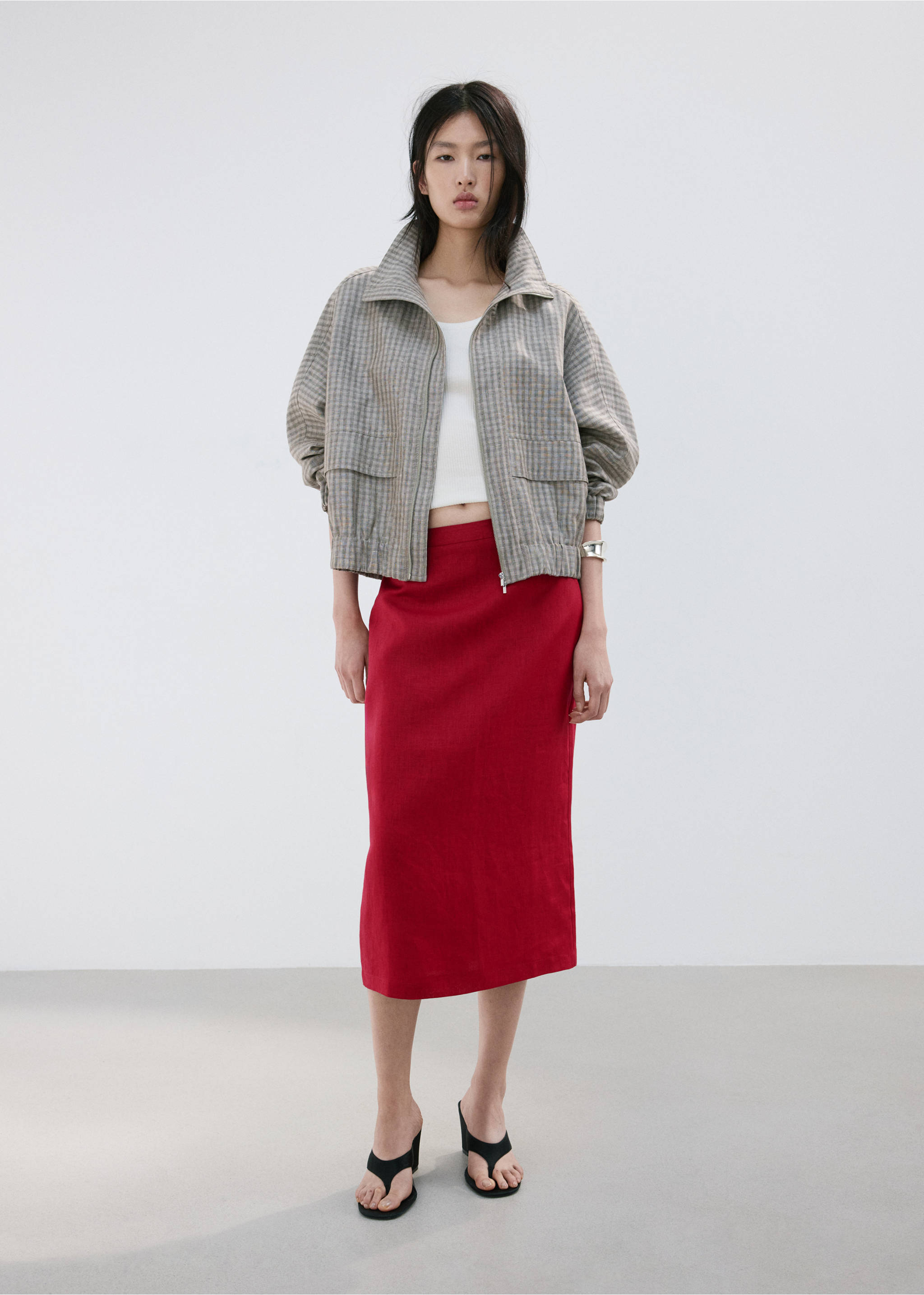 Linen midi skirt - Details of the article 2, Red. Ref: 27097926-00.