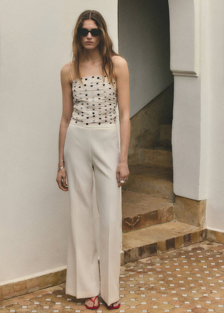 Polka dot ruched top — Ecru