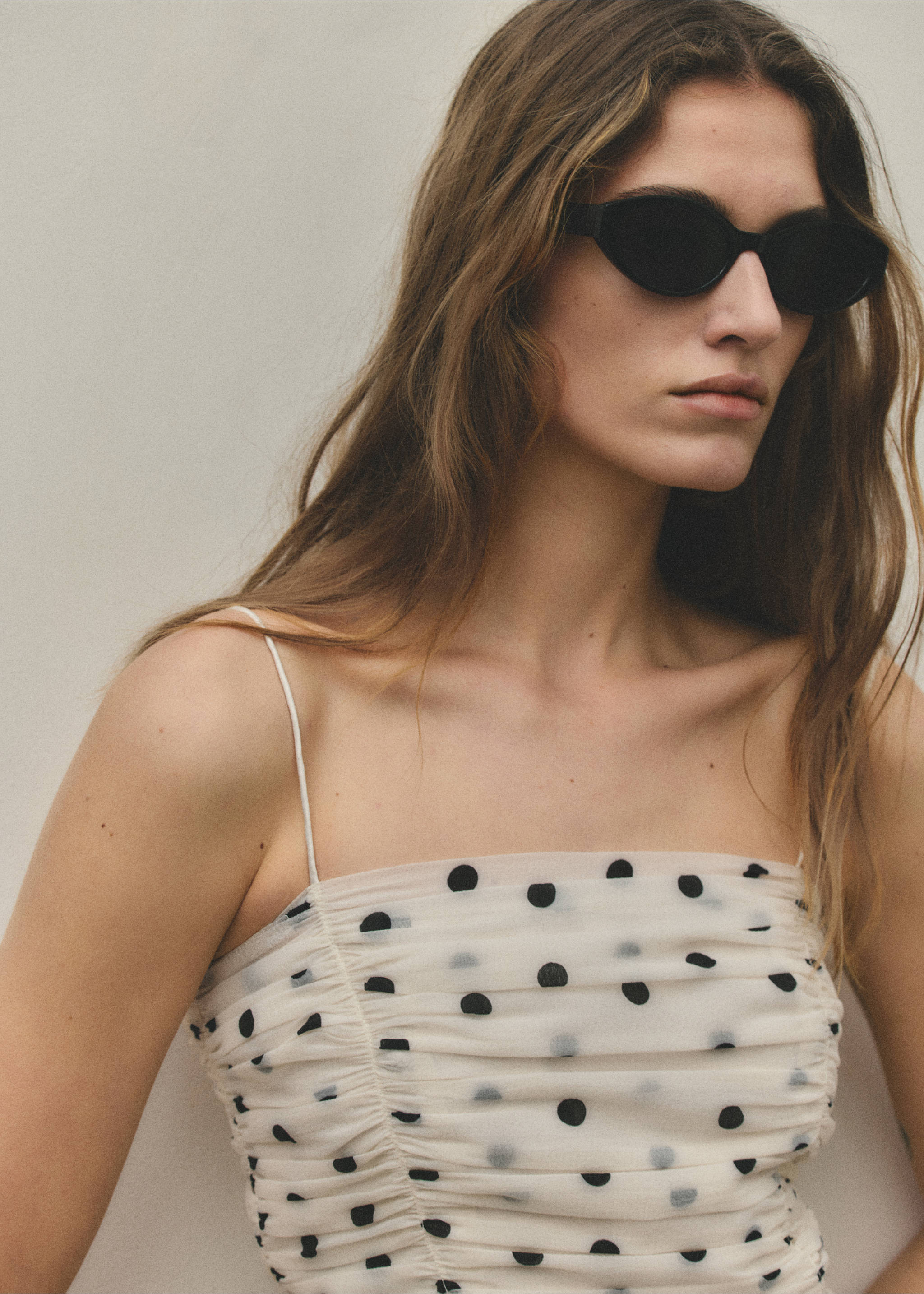 Top fruncido lunares - Detalle del artículo 1, Crudo. Ref: 27097929-00.