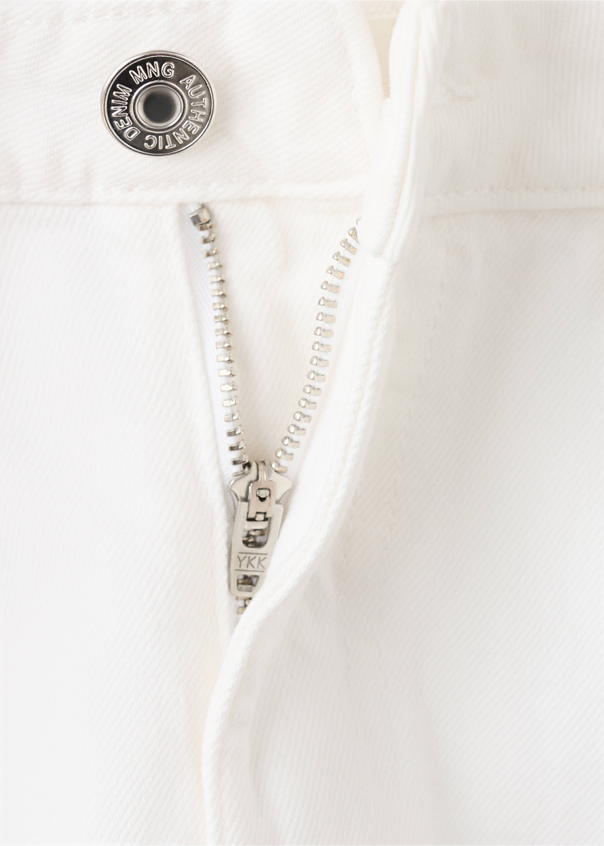 Mini short tachuelas laterales - Detalle del artículo 8, Blanco roto. Ref: 27097935-00.