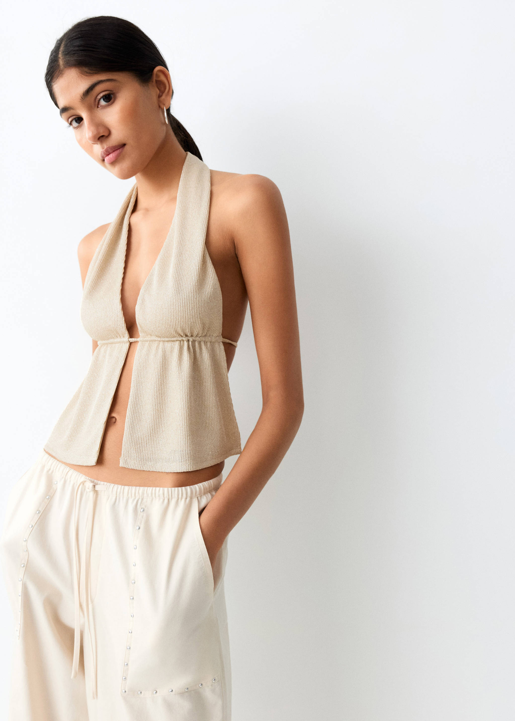 Top halter lazada - Plano medio