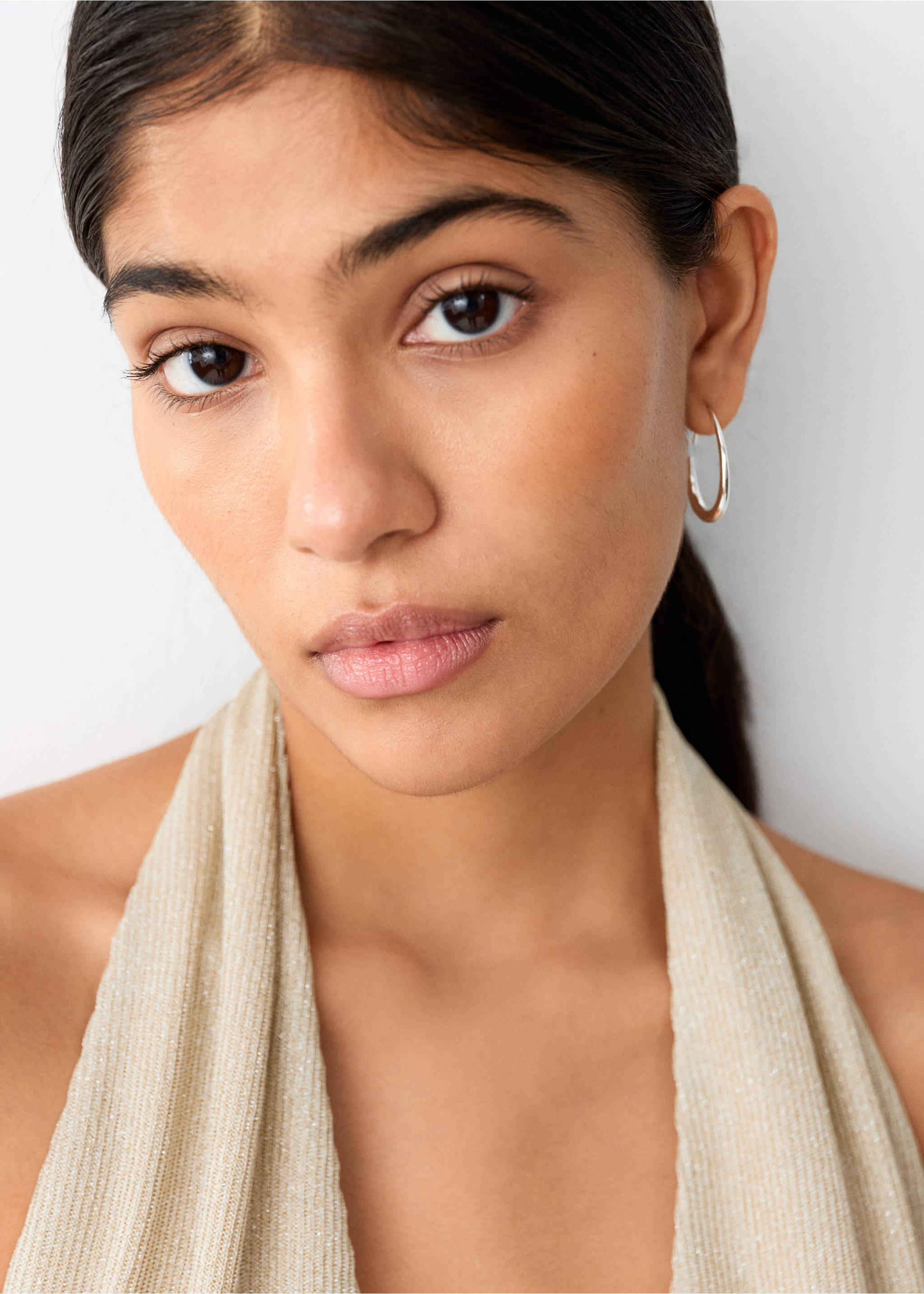 Top halter lazada - Detalle del artículo 1, Oro. Ref: 27097937-00.