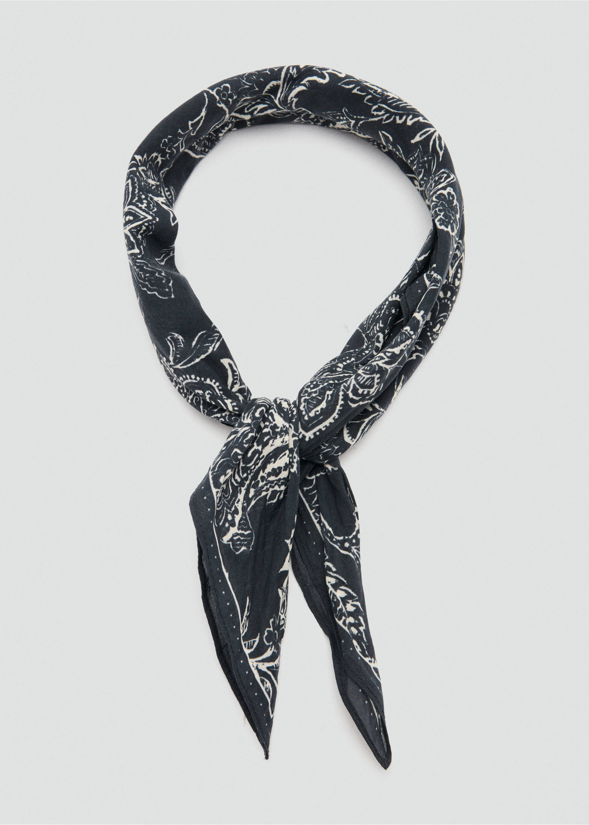Foulard imprimé - Détail de l'article 1, Noir. Ref: 27098261-00.