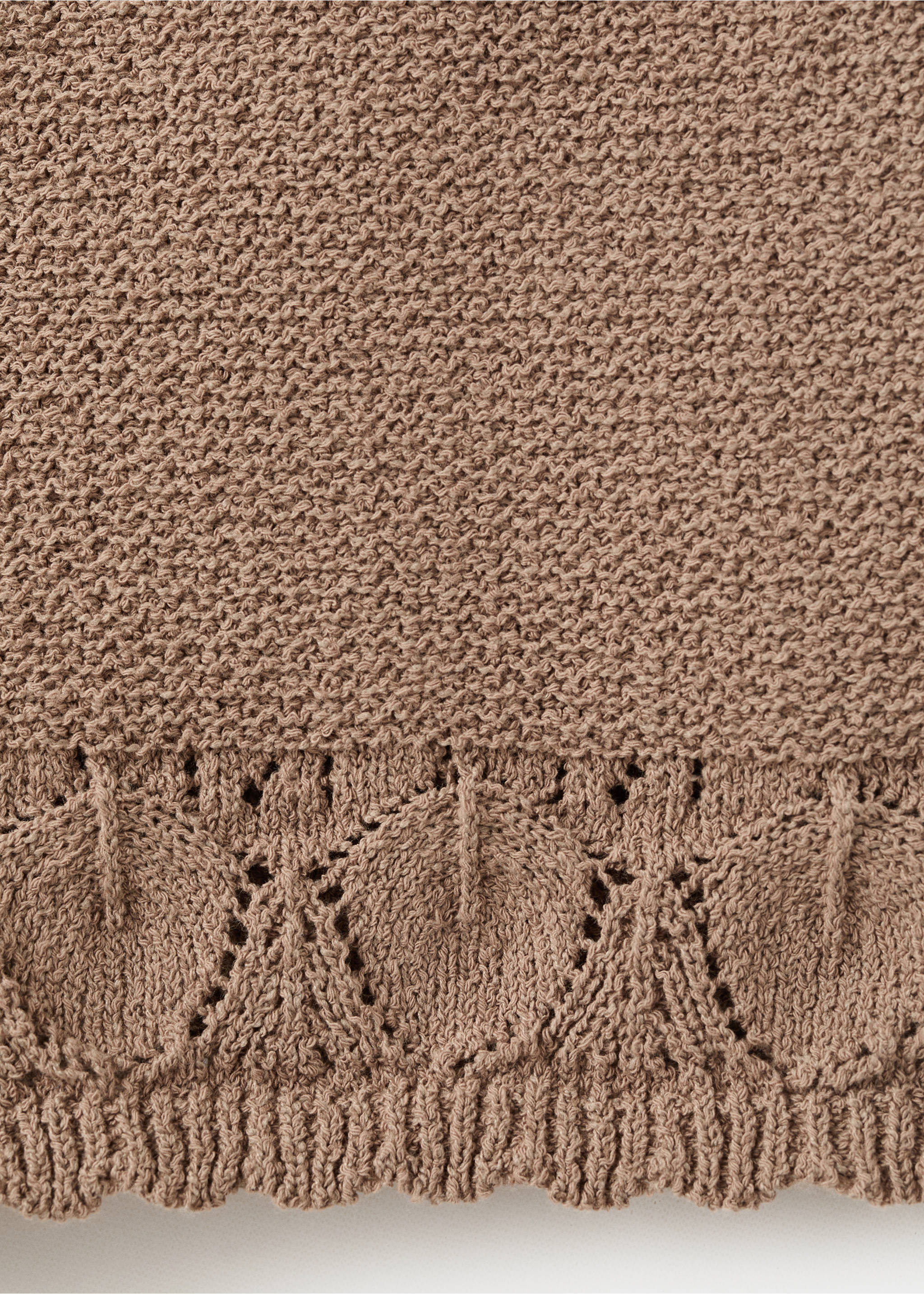 Crochet shorts with scalloped details - Details of the article 8, Brown. Ref: 27098266-00.