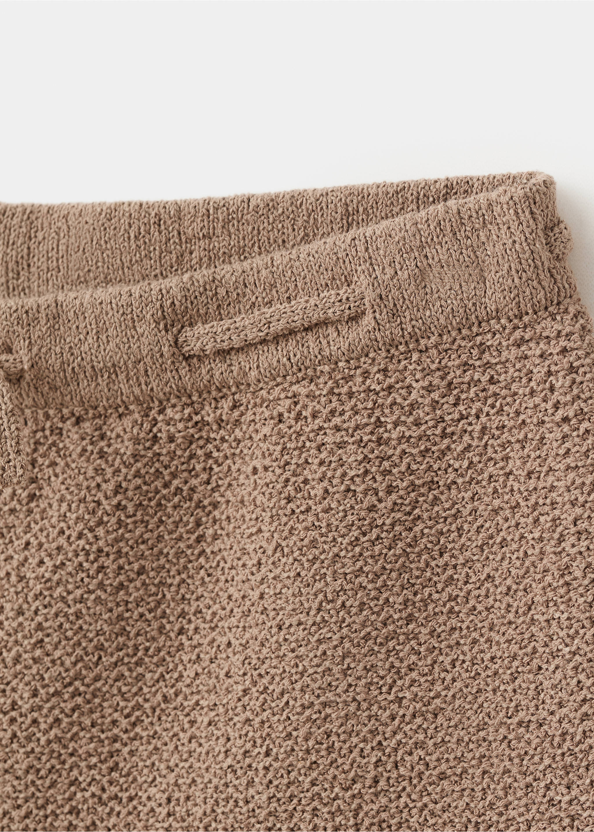Crochet shorts with scalloped details - Details of the article 0, Brown. Ref: 27098266-00.