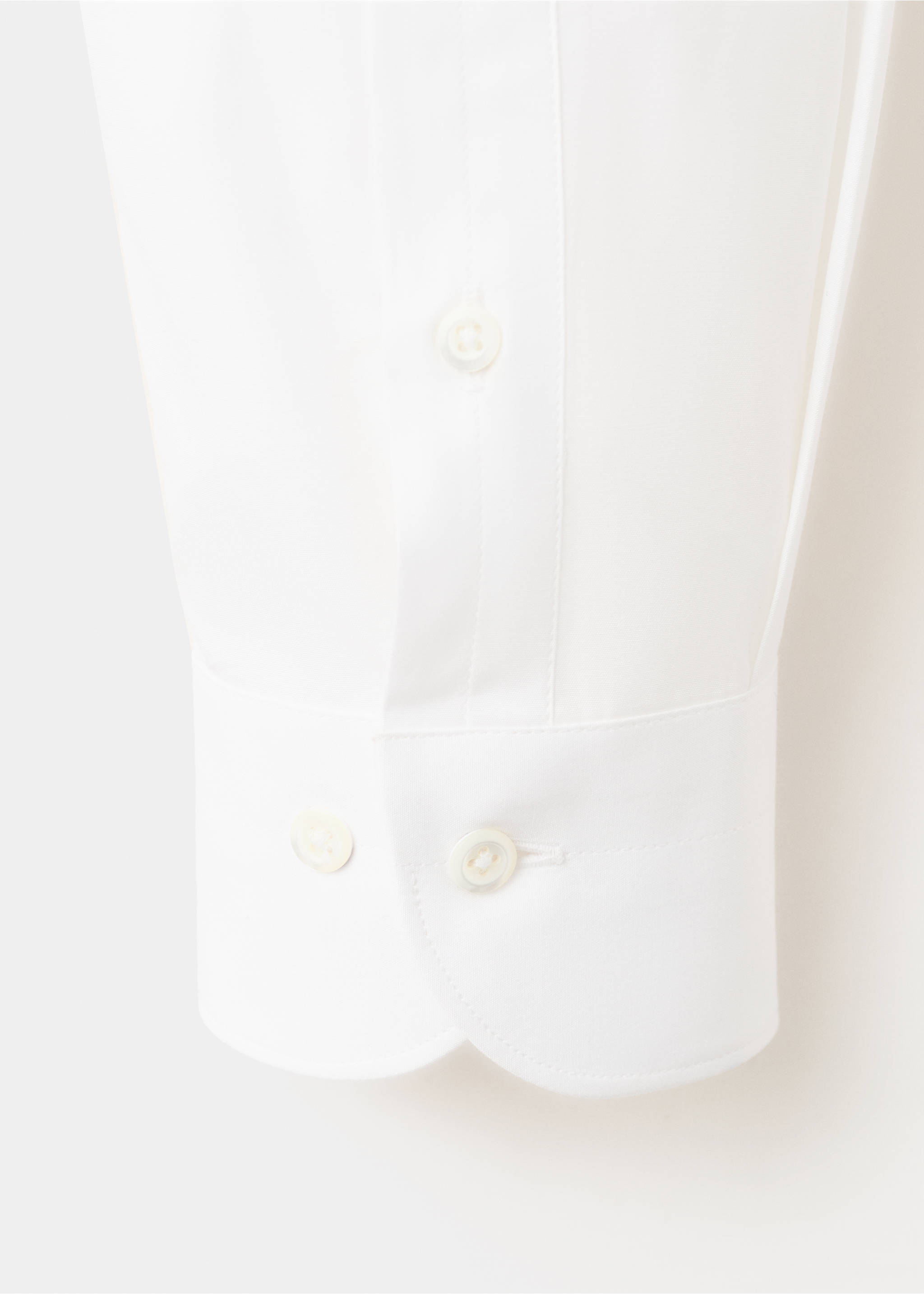 100% cotton slim fit shirt - Details of the article 0, White. Ref: 27098270-00.