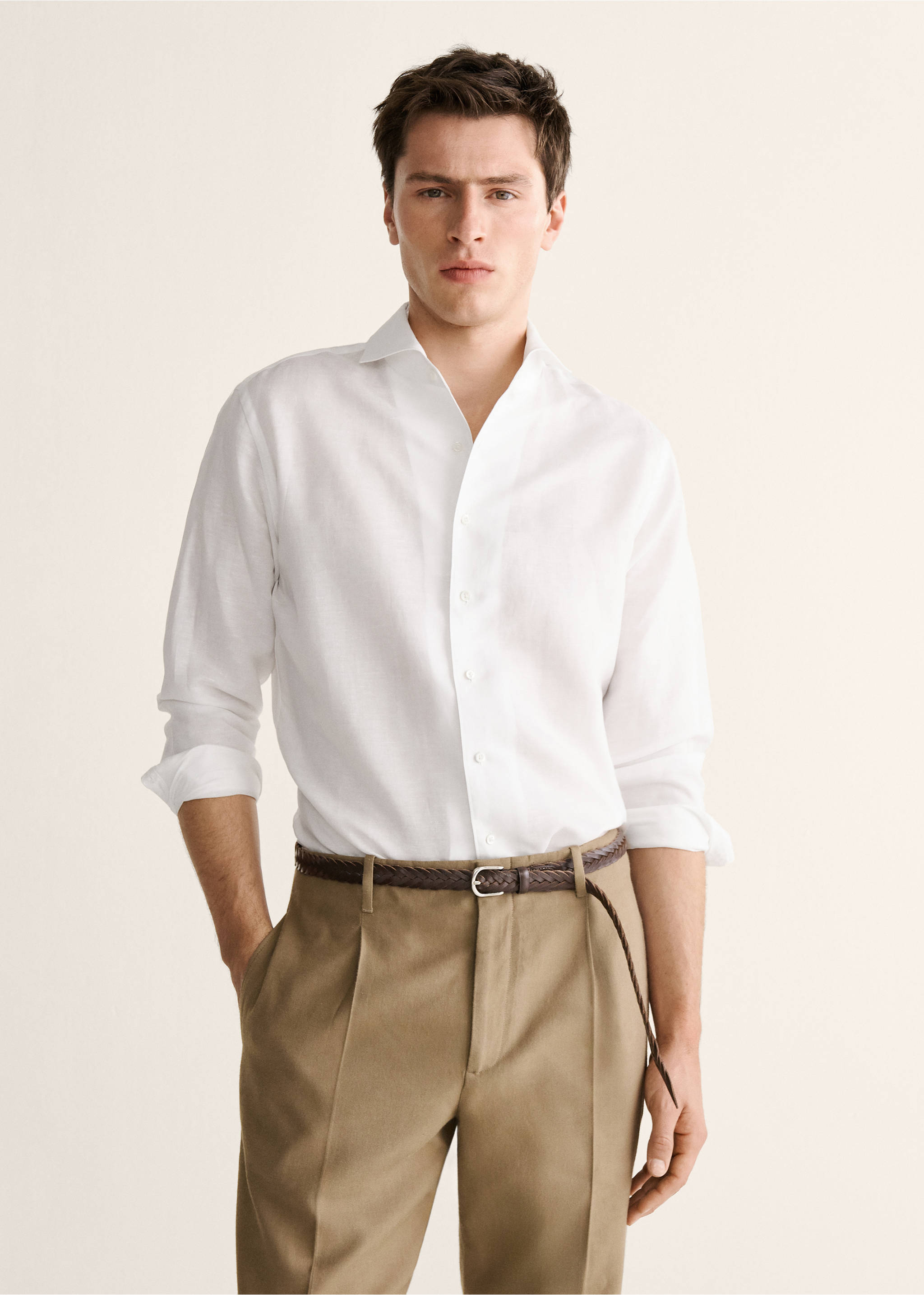 Regular-fit linen shirt - Medium plane, White. Ref: 27098276-00.