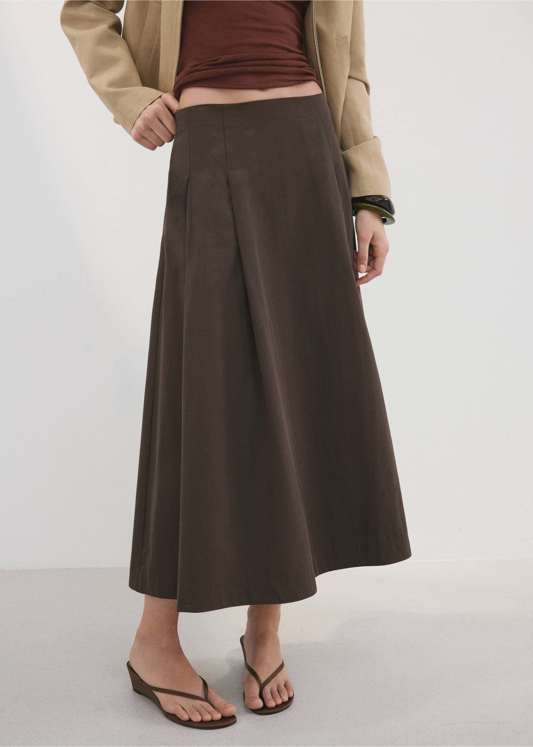 Flared midi-skirt - Medium plane, Chocolate. Ref: 27098646-00.