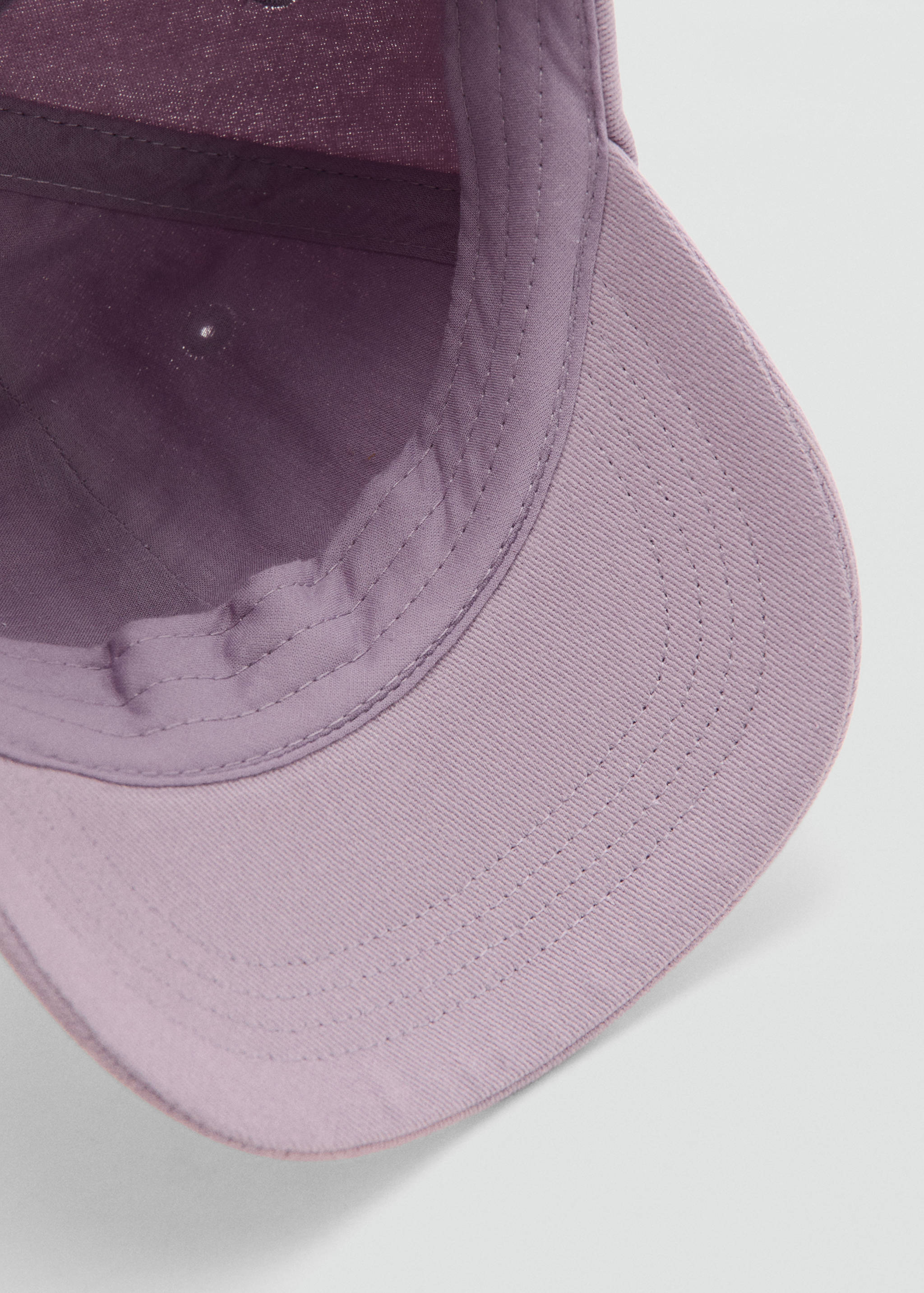 Embroidered flower cap - Details of the article 2