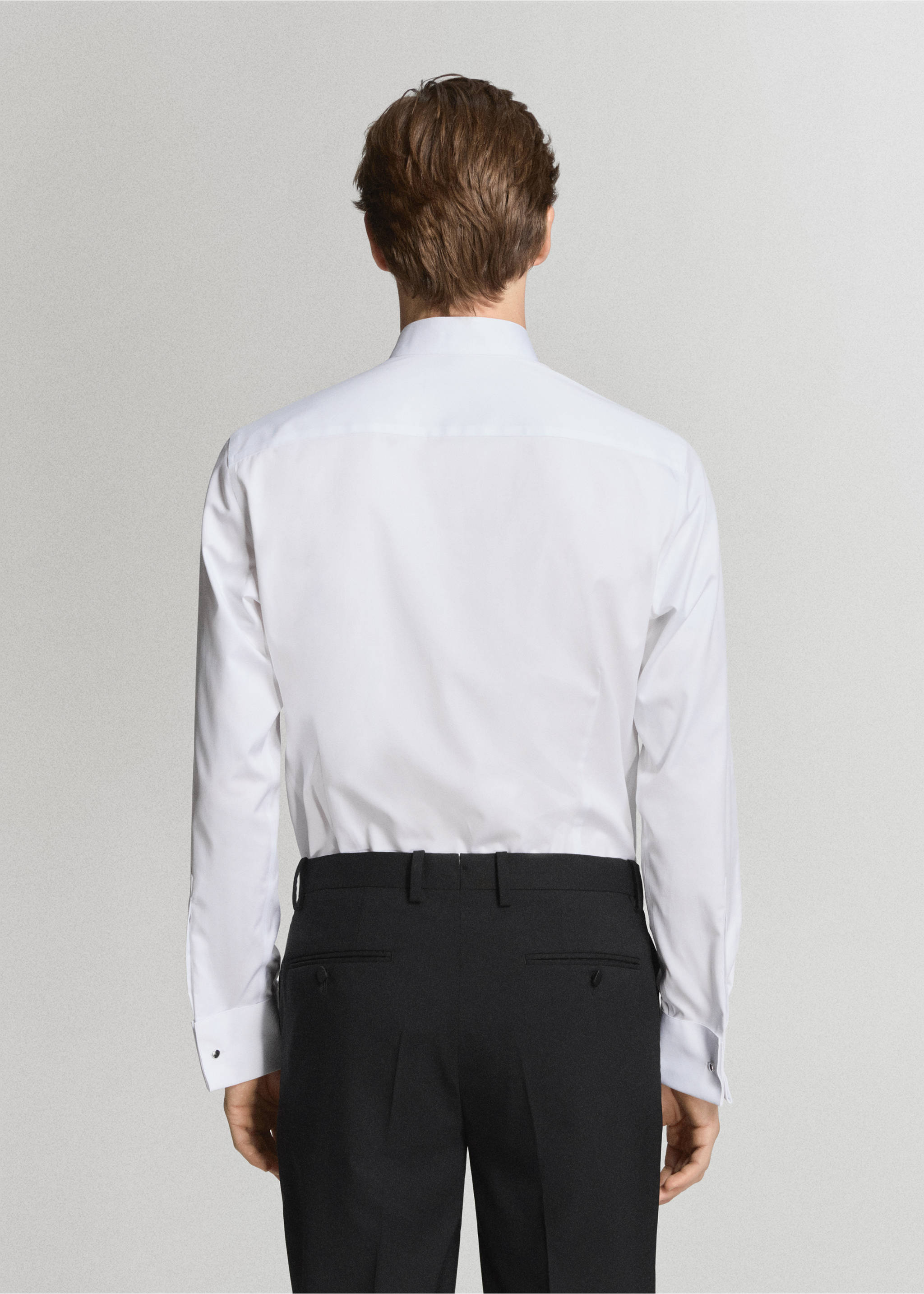 Elegantní košile s límečkem smokingového stylu - Zadní strana zboží, Bílá. Ref: 27098650-00.