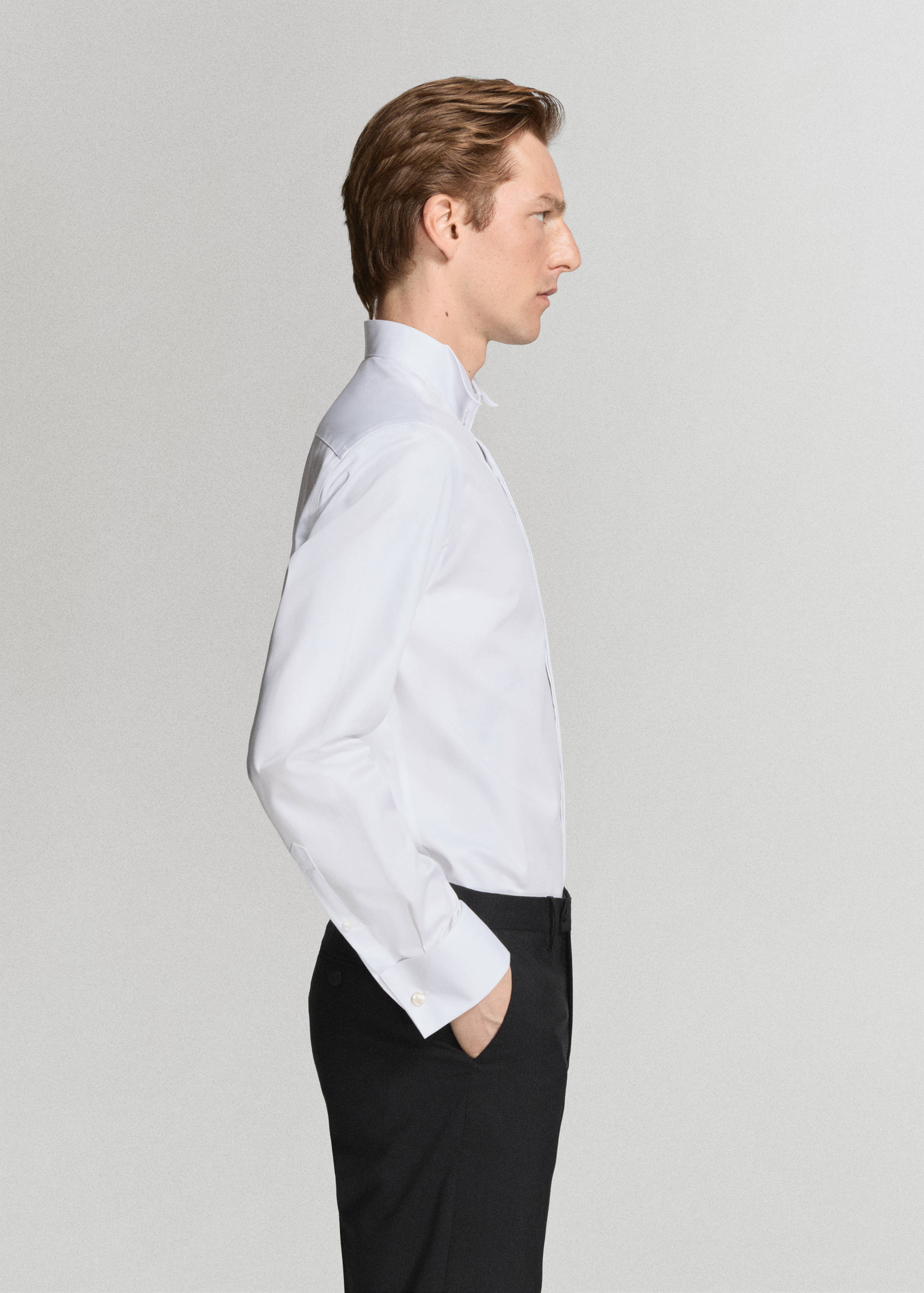 Dress shirt with a tuxedo collar - Details of the article 2