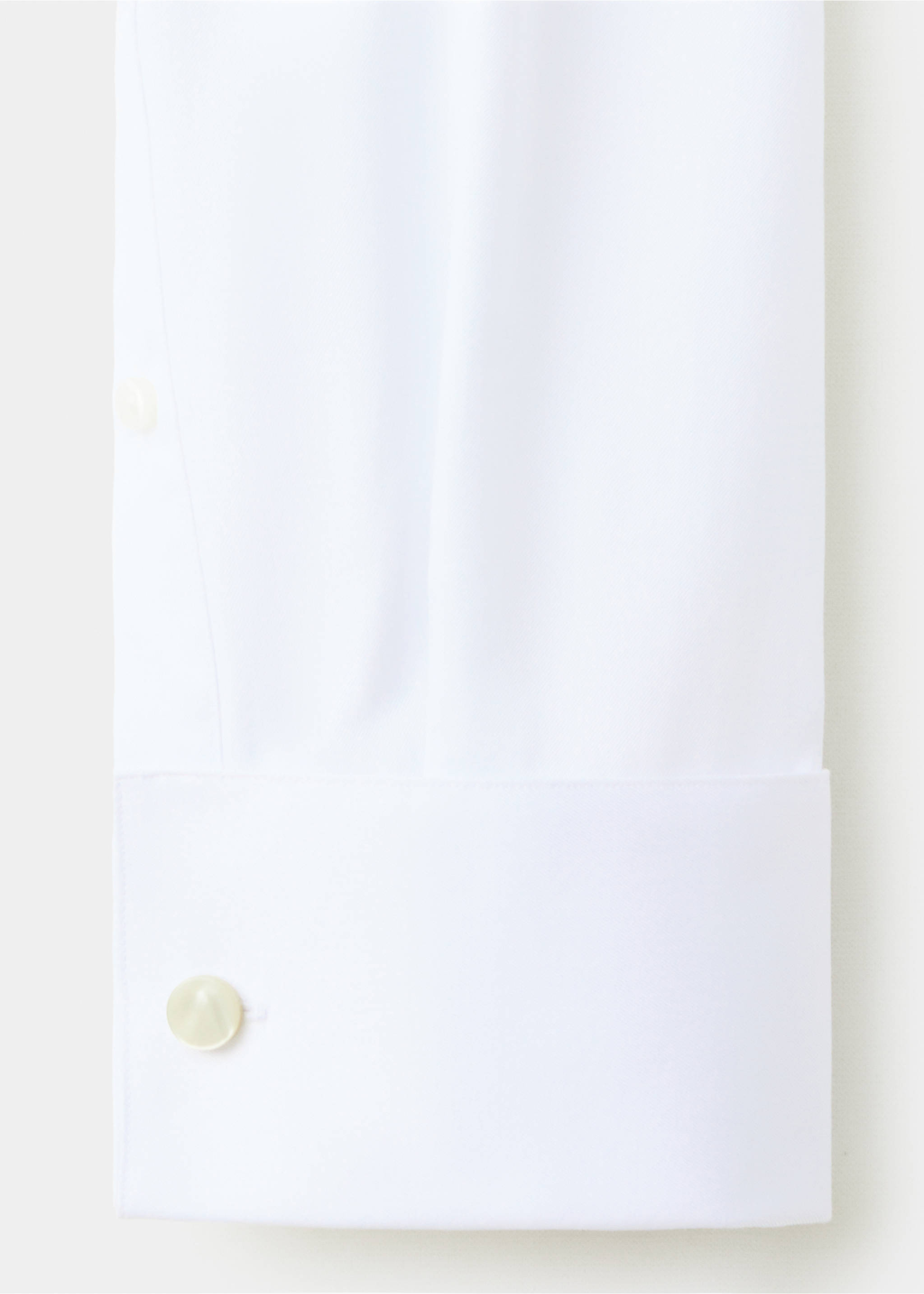 100% cotton slim-fit shirt - Details of the article 0, White. Ref: 27098650-00.