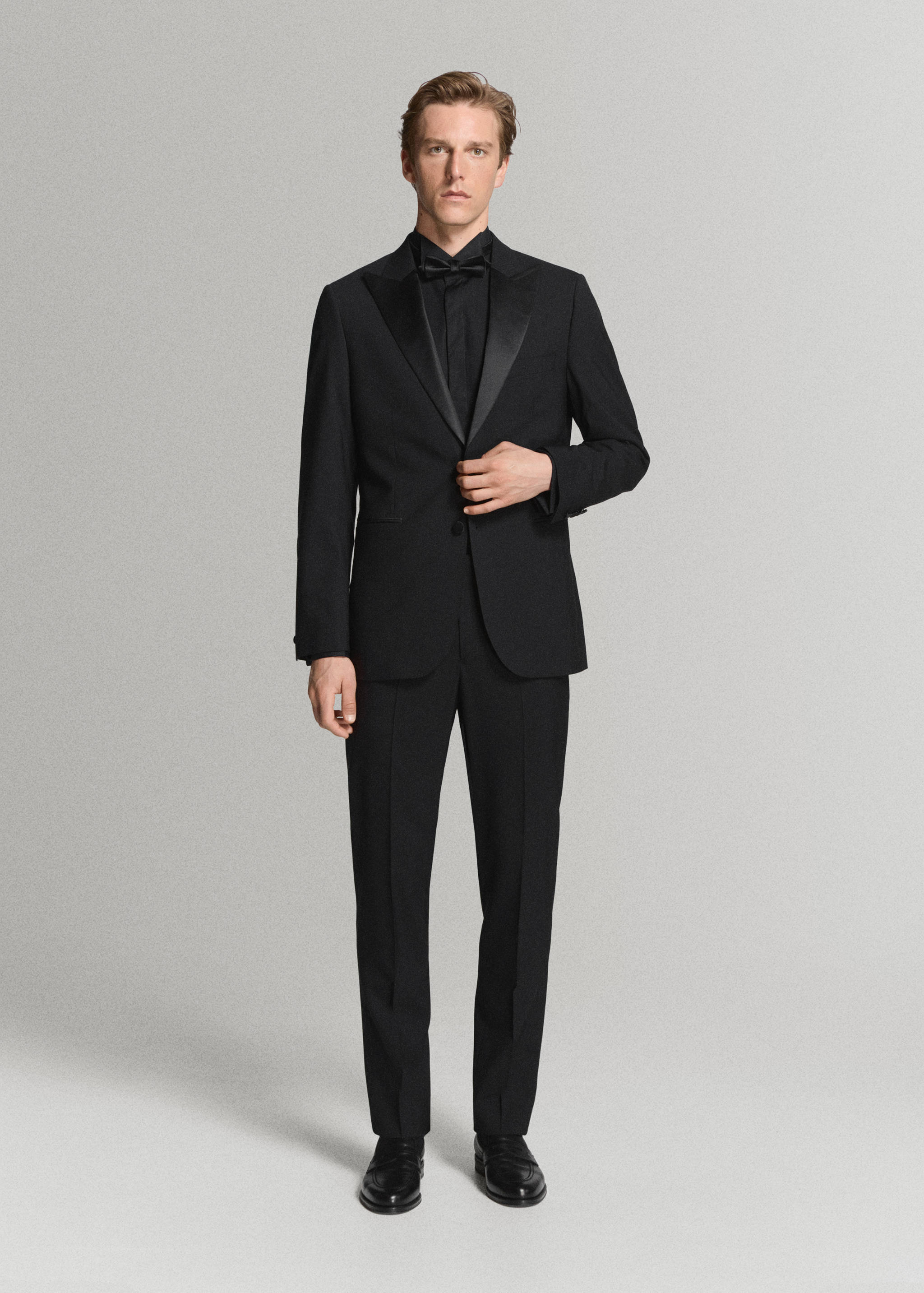 Dress shirt with a tuxedo collar - General plane