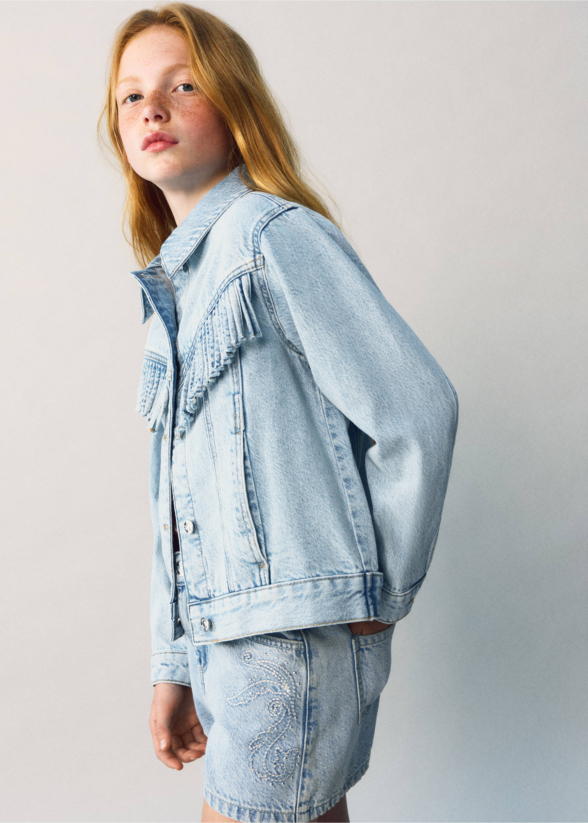 Short en denim à détails brodés - Détail de l'article 1, Bleu clair. Ref: 27098655-00.