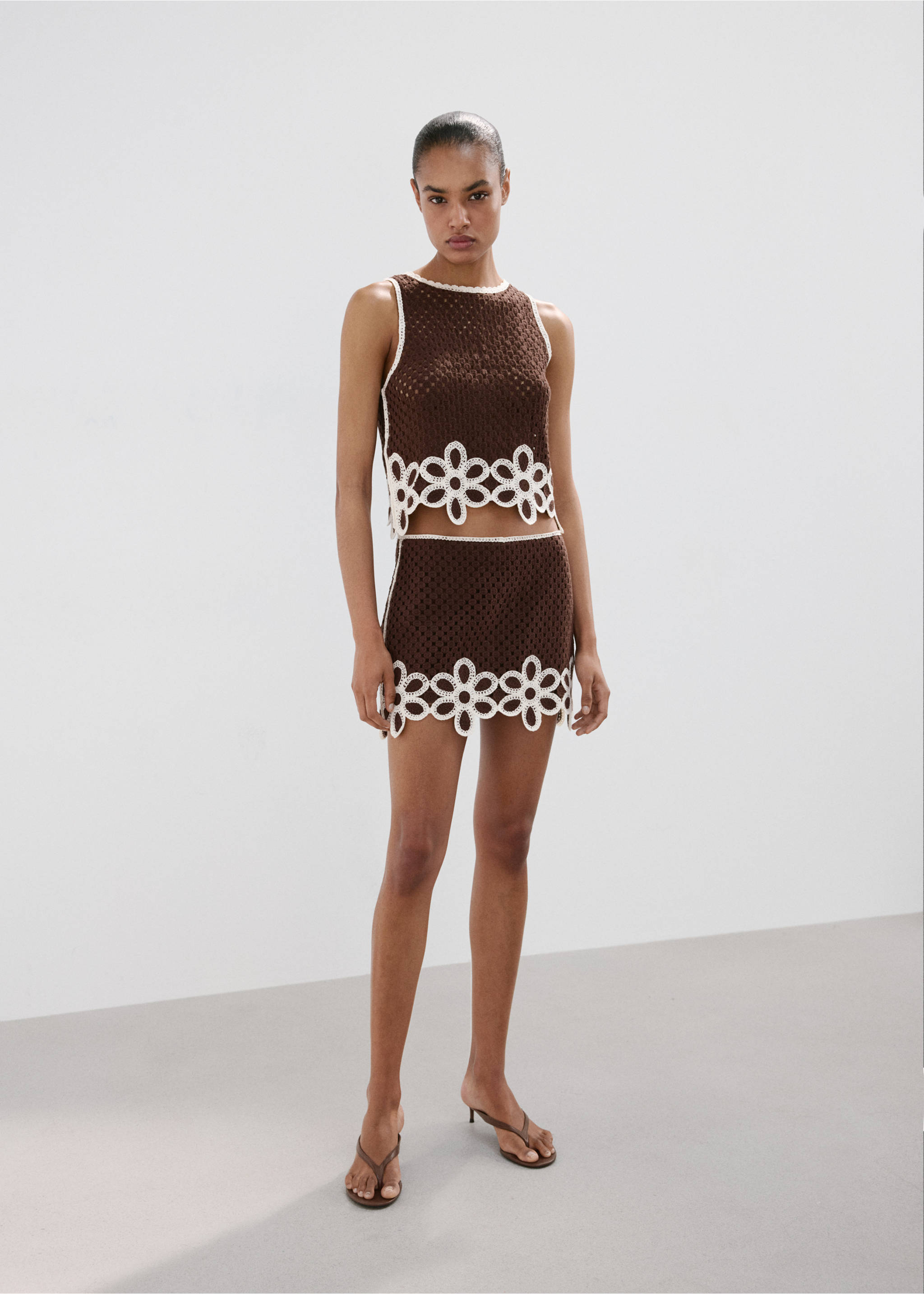 Crochet skirt with floral embroidery - General plane, Brown. Ref: 27099057-00.