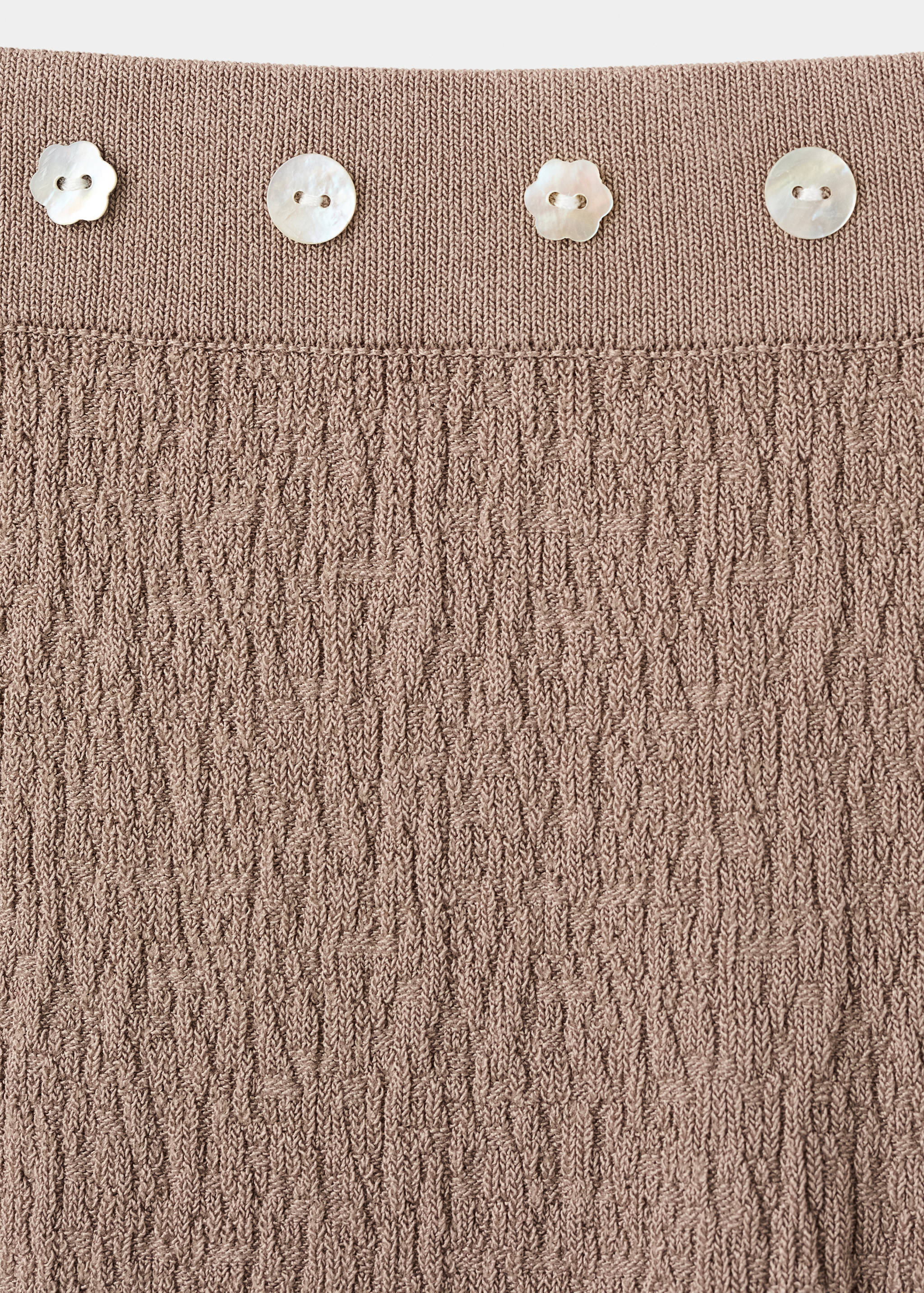 Button skirt with side slit - Details of the article 8